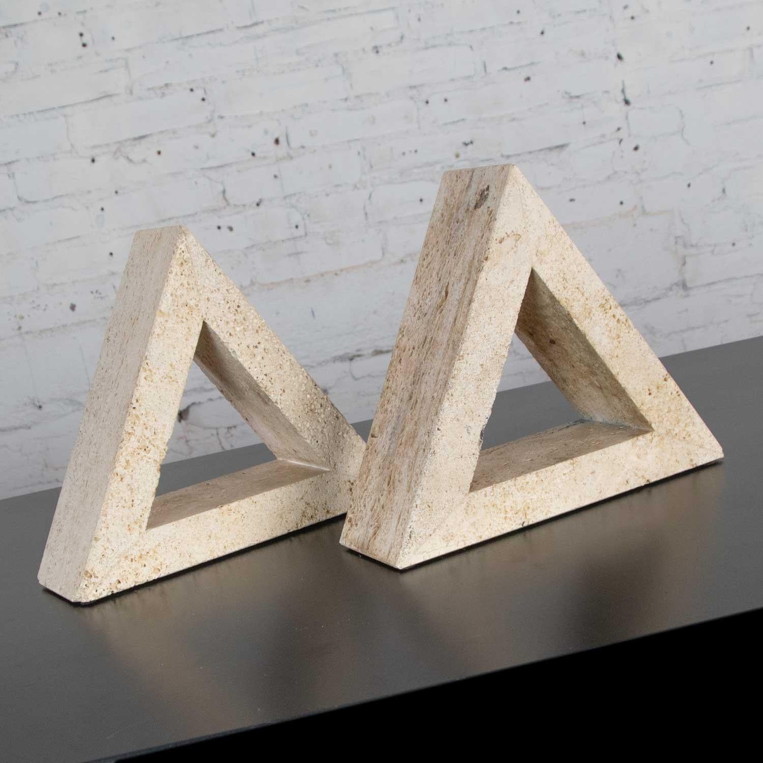 Modern Travertine Delta Shape Bookends Attr. to Fratelli Mannelli for Raymor In Good Condition In Topeka, KS