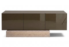 Credenza in marmo travertino moderno e laccato lucido Mogg Block RAL7008