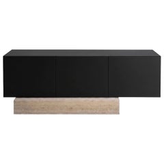 Credenza in marmo travertino moderno e laccata opaca Mogg Block RAL 9017