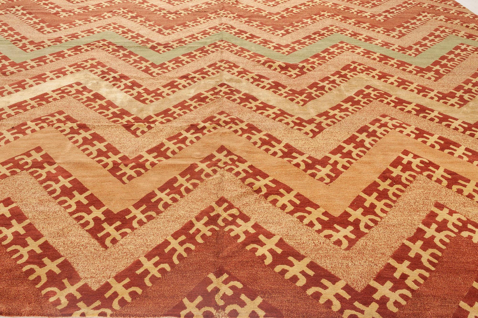 Moderner Teppich aus Seide und Wolle mit geometrischem Stammesmuster von Doris Leslie Blau (Handgeknüpft) im Angebot