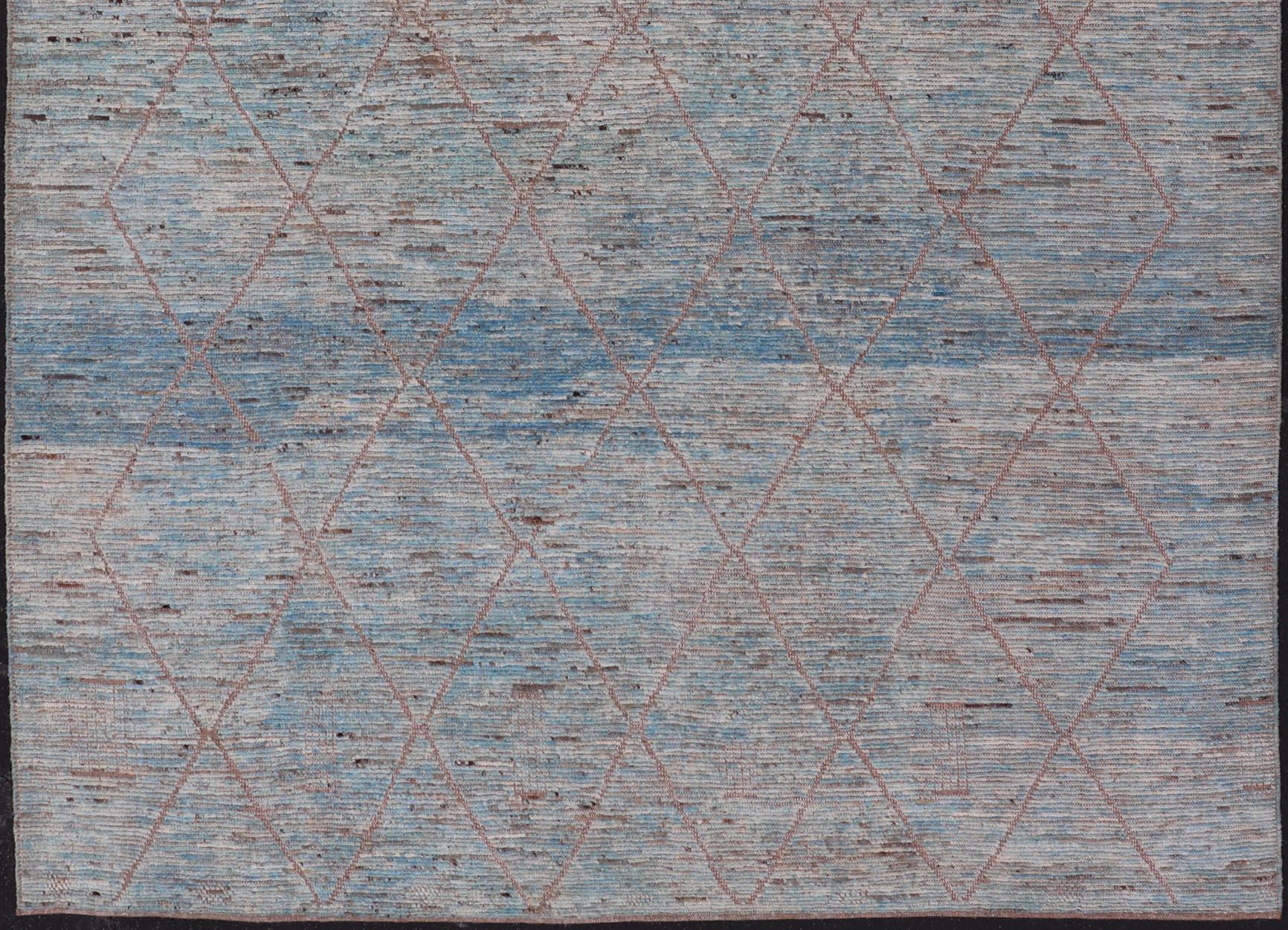 Moderner Stammesteppich aus Wolle mit subgeometrischem Design in Blau, Tan und Elfenbein im Angebot 4