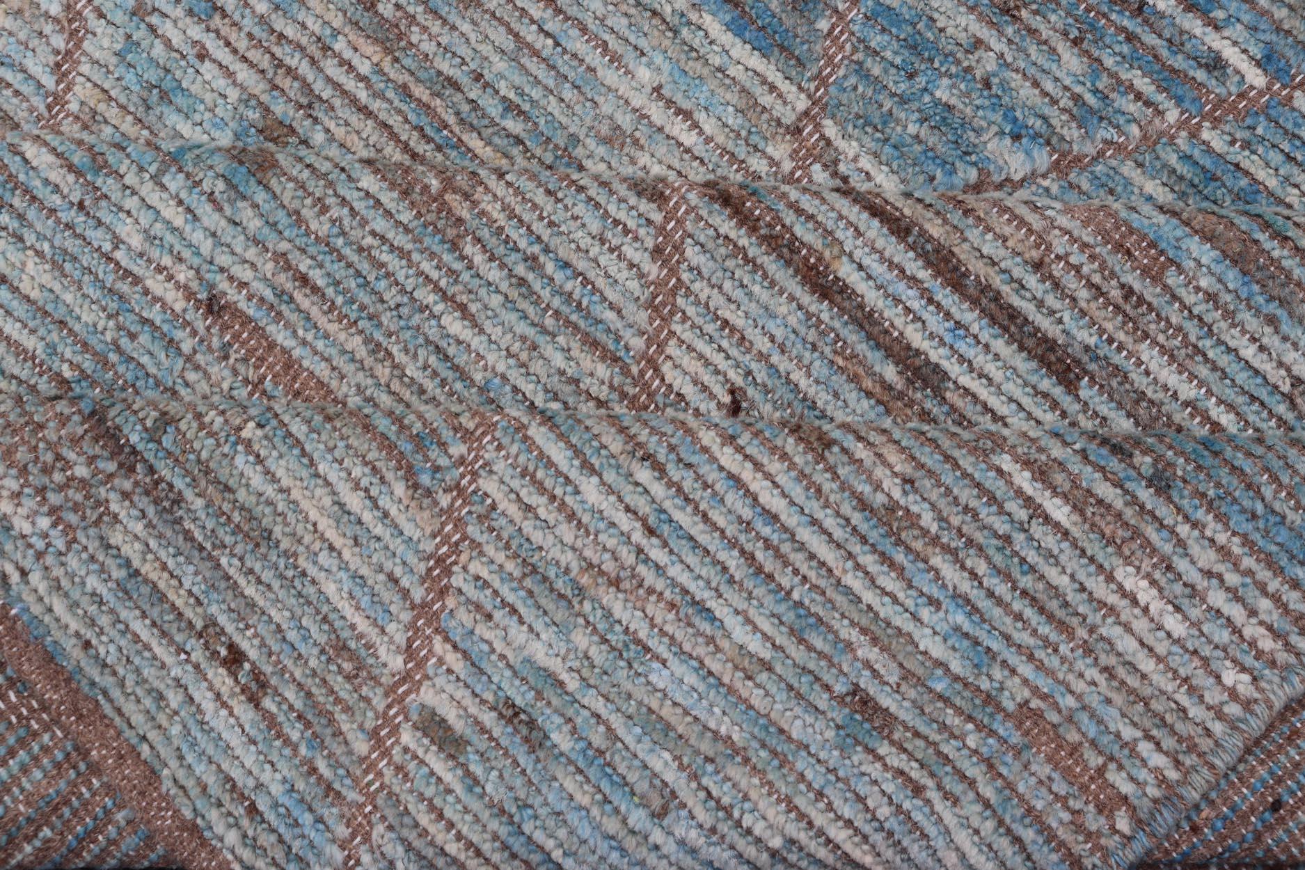 Moderner Stammesteppich aus Wolle mit subgeometrischem Design in Blau, Tan und Elfenbein im Angebot 6