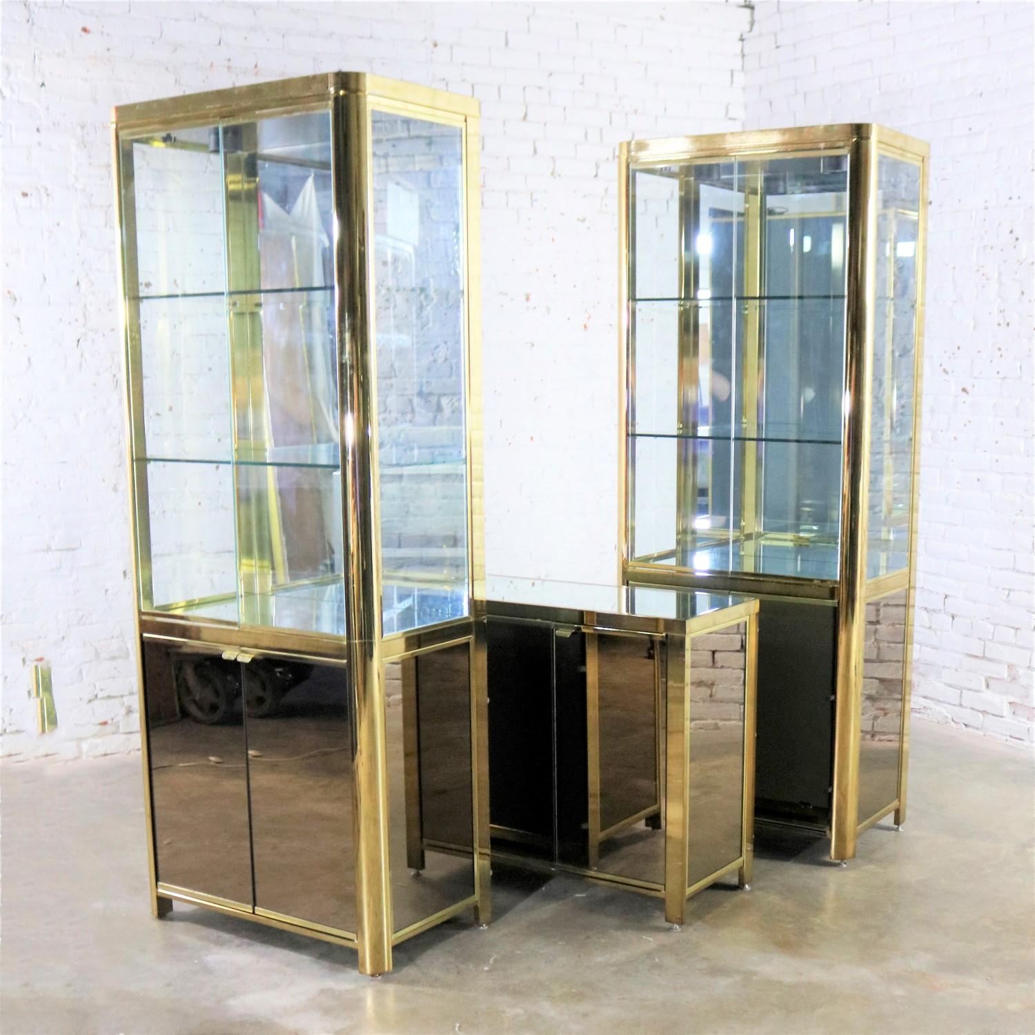 Plated Modern Triple Lighted Vitrine Display Cabinet Brass Glass and Mirror Style Ello