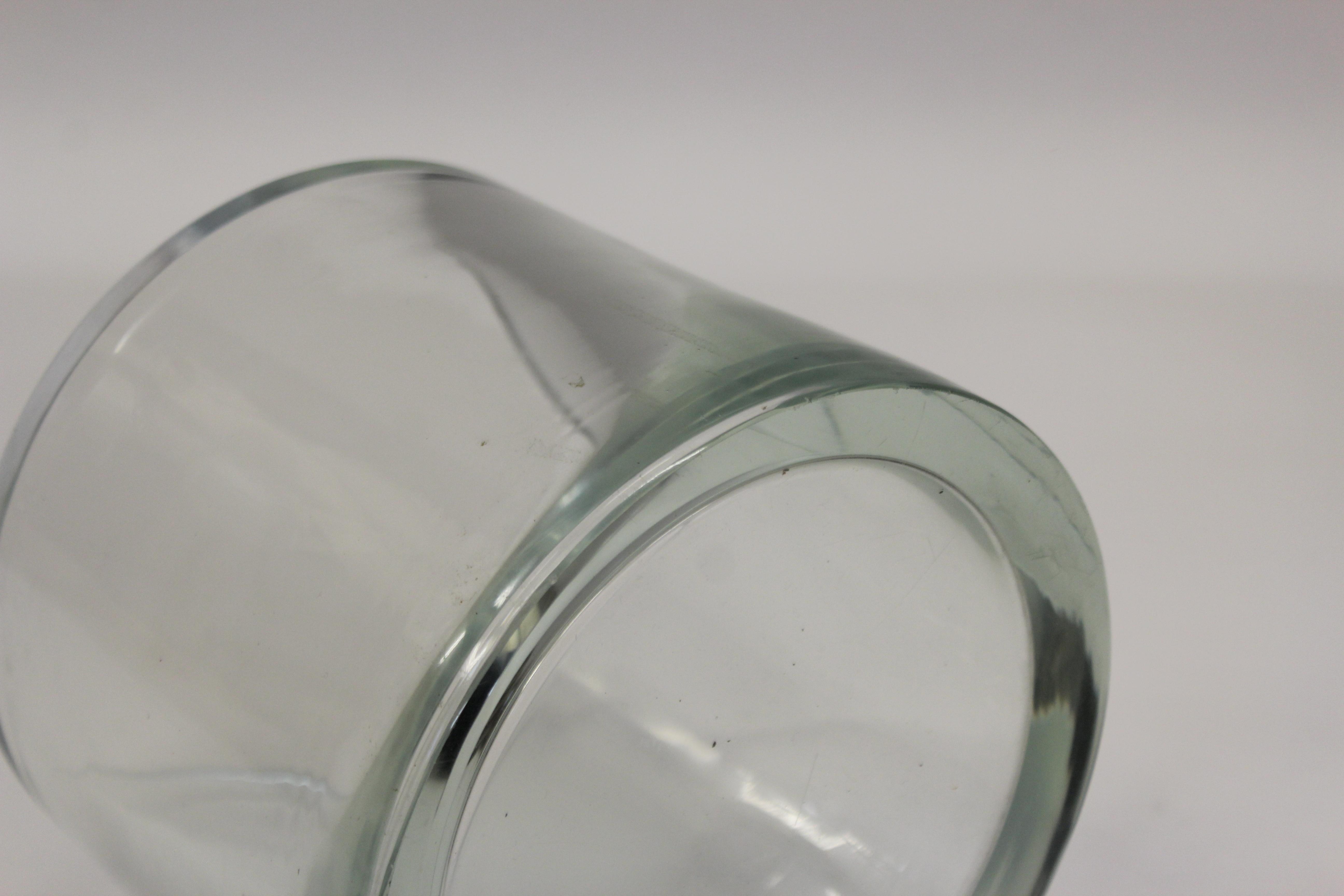 Modern Tubular Shaped Glass Vase 2