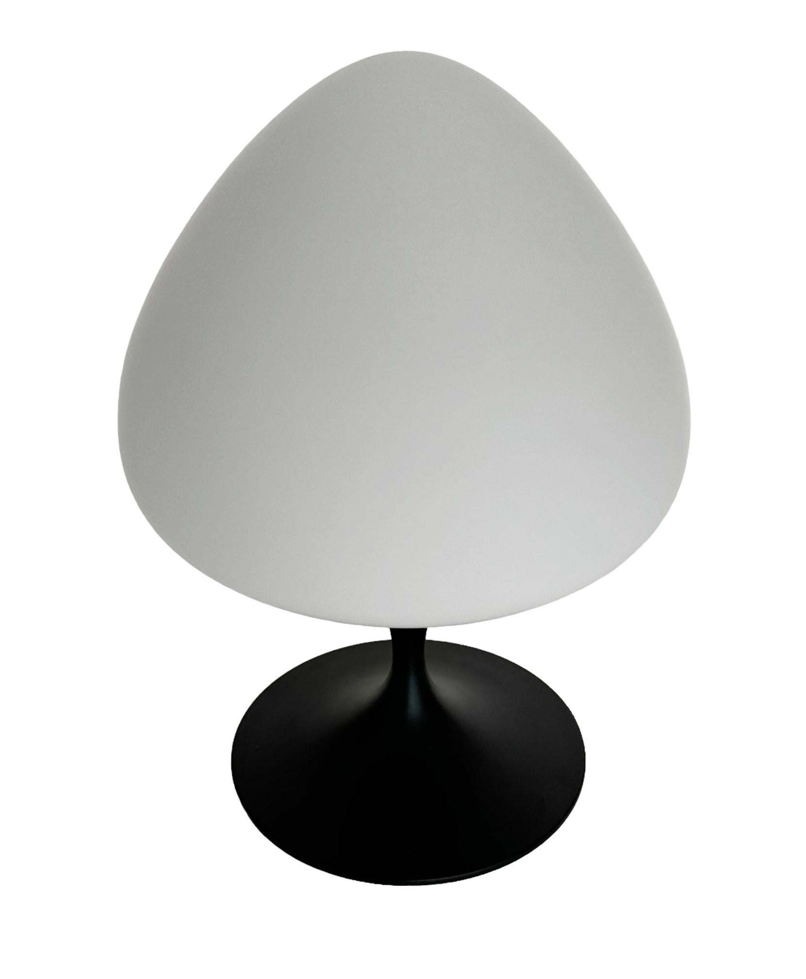 Modern Tulip Bedside Table Lamp or Desk Lamp by Designline in Black In New Condition In Philadelphia, PA