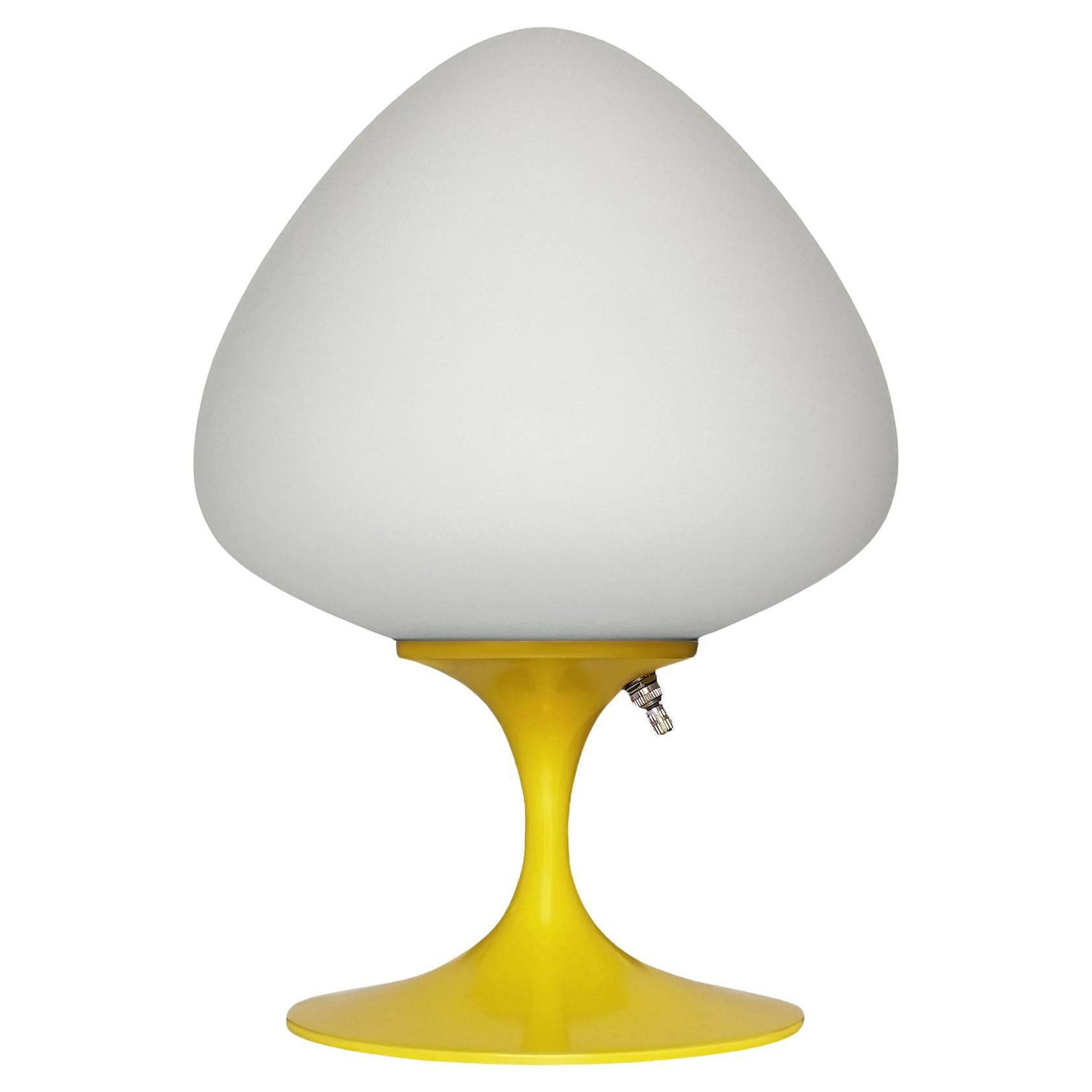Lampe de table ou lampe de bureau Tulip moderne de Designline en jaune vif amusant