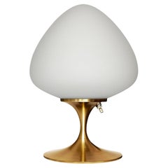Lampe de table ou lampe de bureau moderne Tulip de Designline en laiton doré