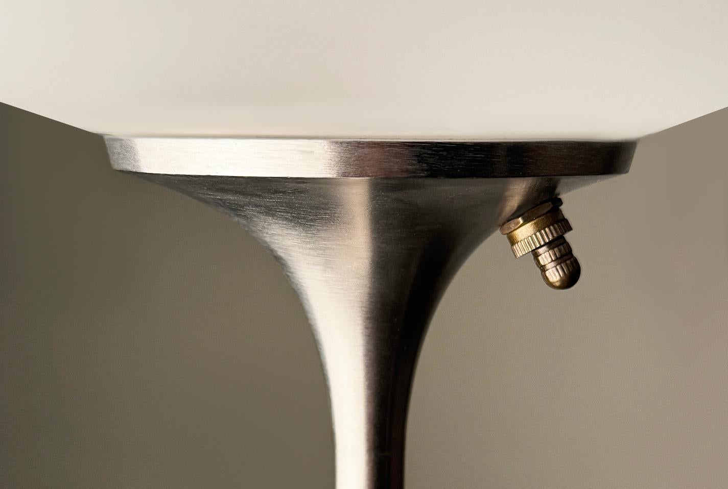 Mid-Century Modern Modern Tulip Bedside Table Lamp or Desk Lamp by Designline in Silver Chrome For Sale