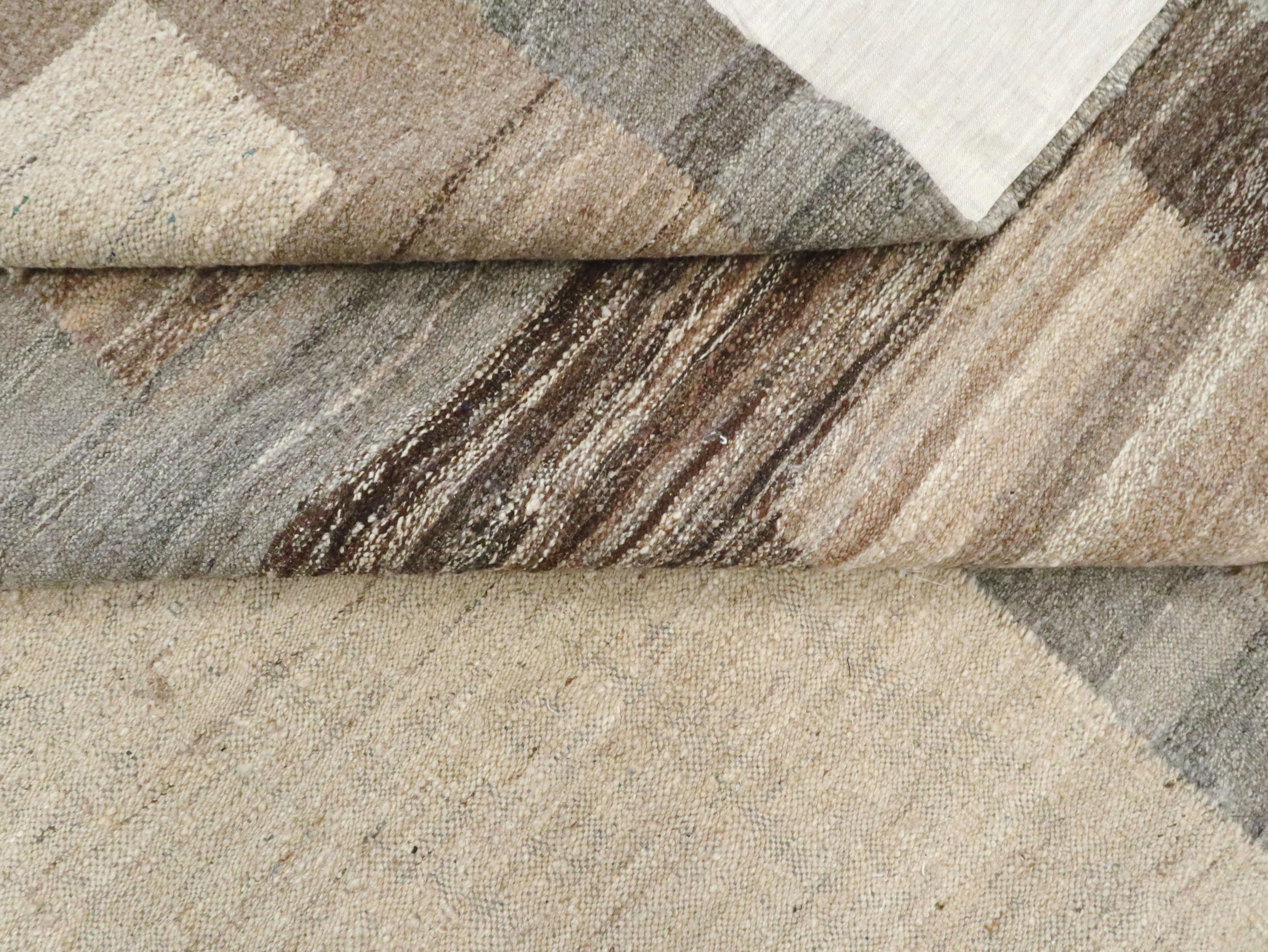 Modern Turkish Flat-Weave Carpet 7