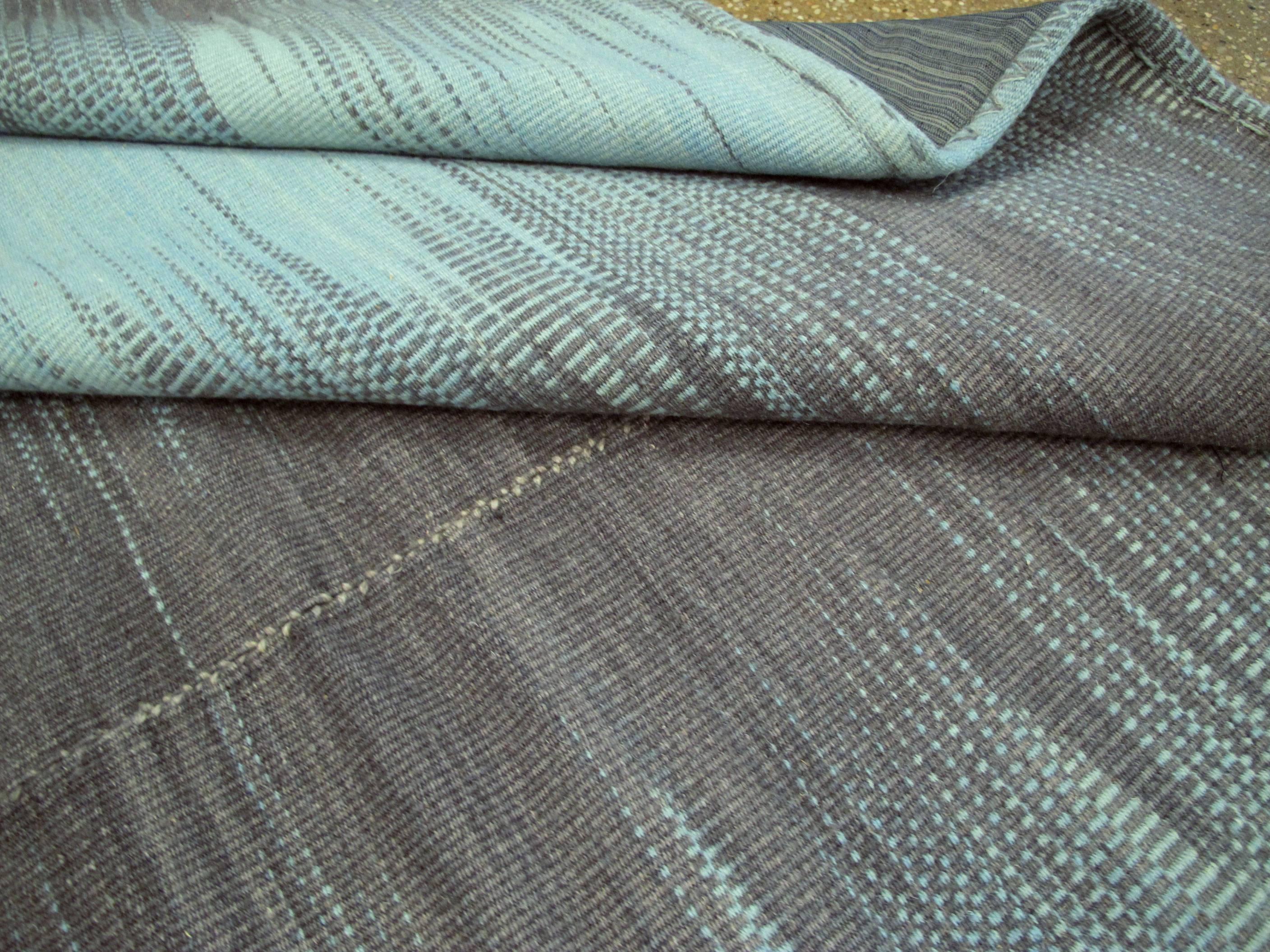 Modern Turkish Flat-Weave Rug For Sale 6