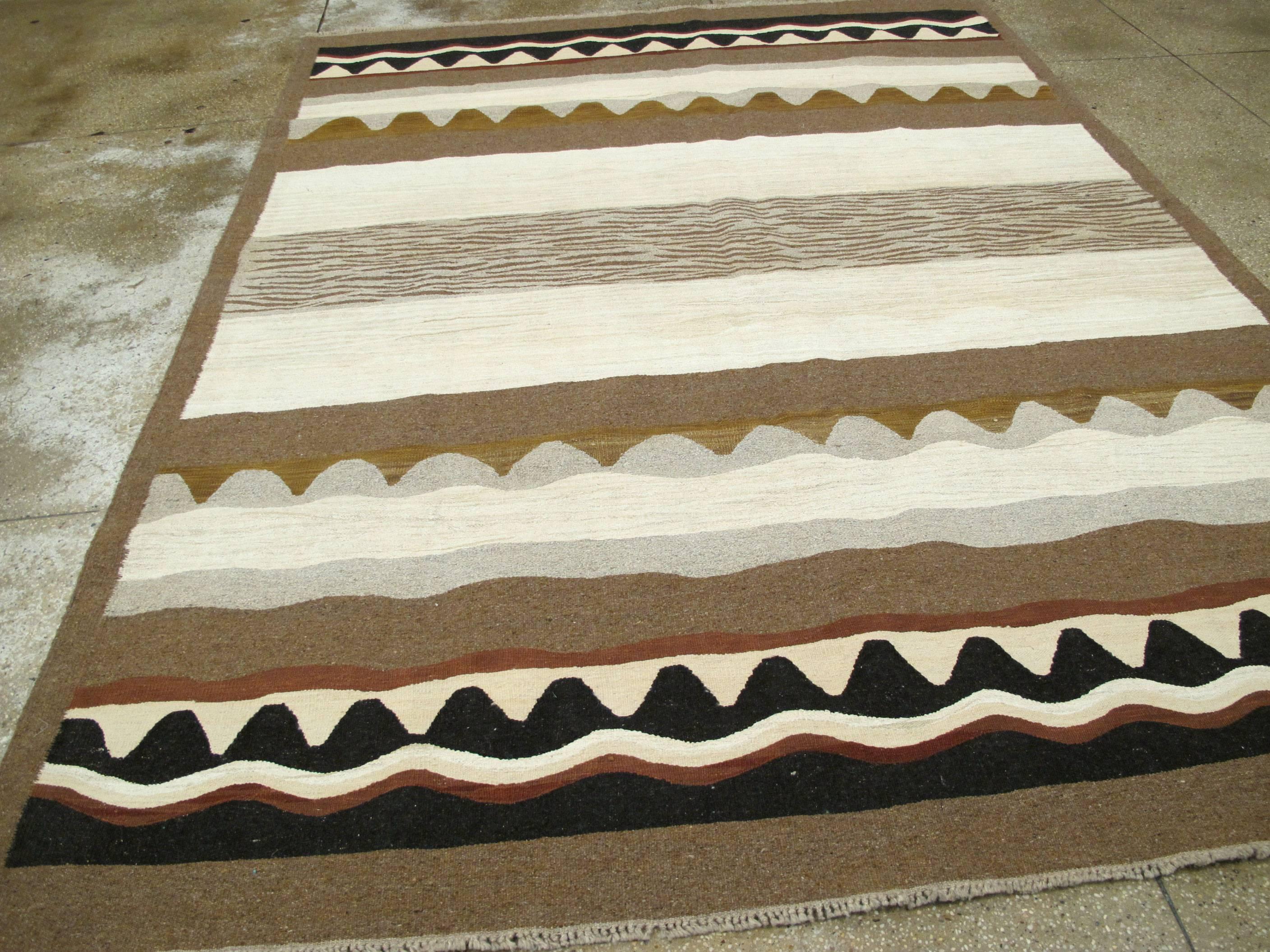 Contemporary Modern Turkish Flat-Weave Rug For Sale