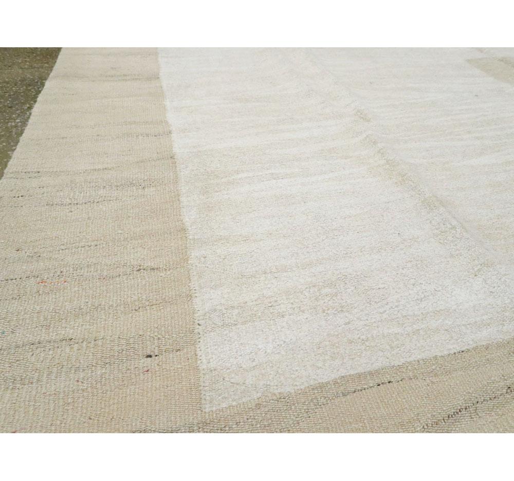 Hand-Woven Modern Turkish Flat-Weave Room Size Rug For Sale