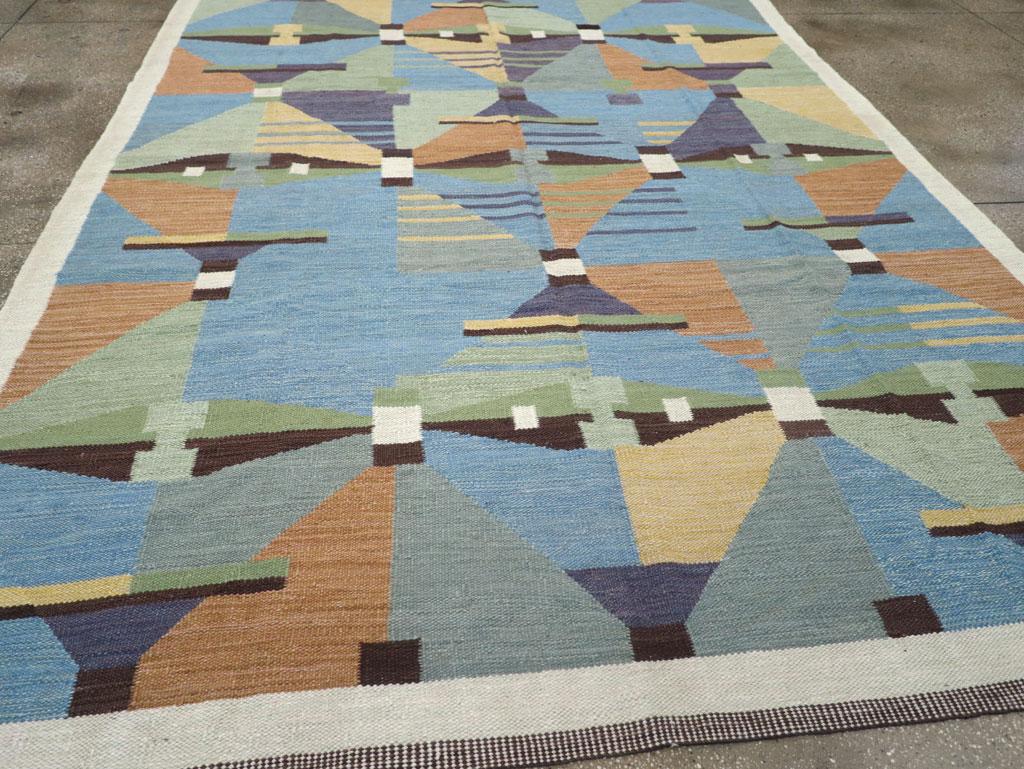 Contemporary Modern Turkish Flatweave Kilim Room Size Carpet For Sale