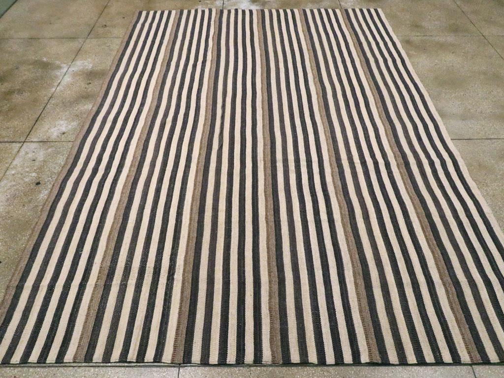 Hand-Woven Modern Turkish Flatweave Kilim Room Size Carpet In Cream, Black, and Brown For Sale