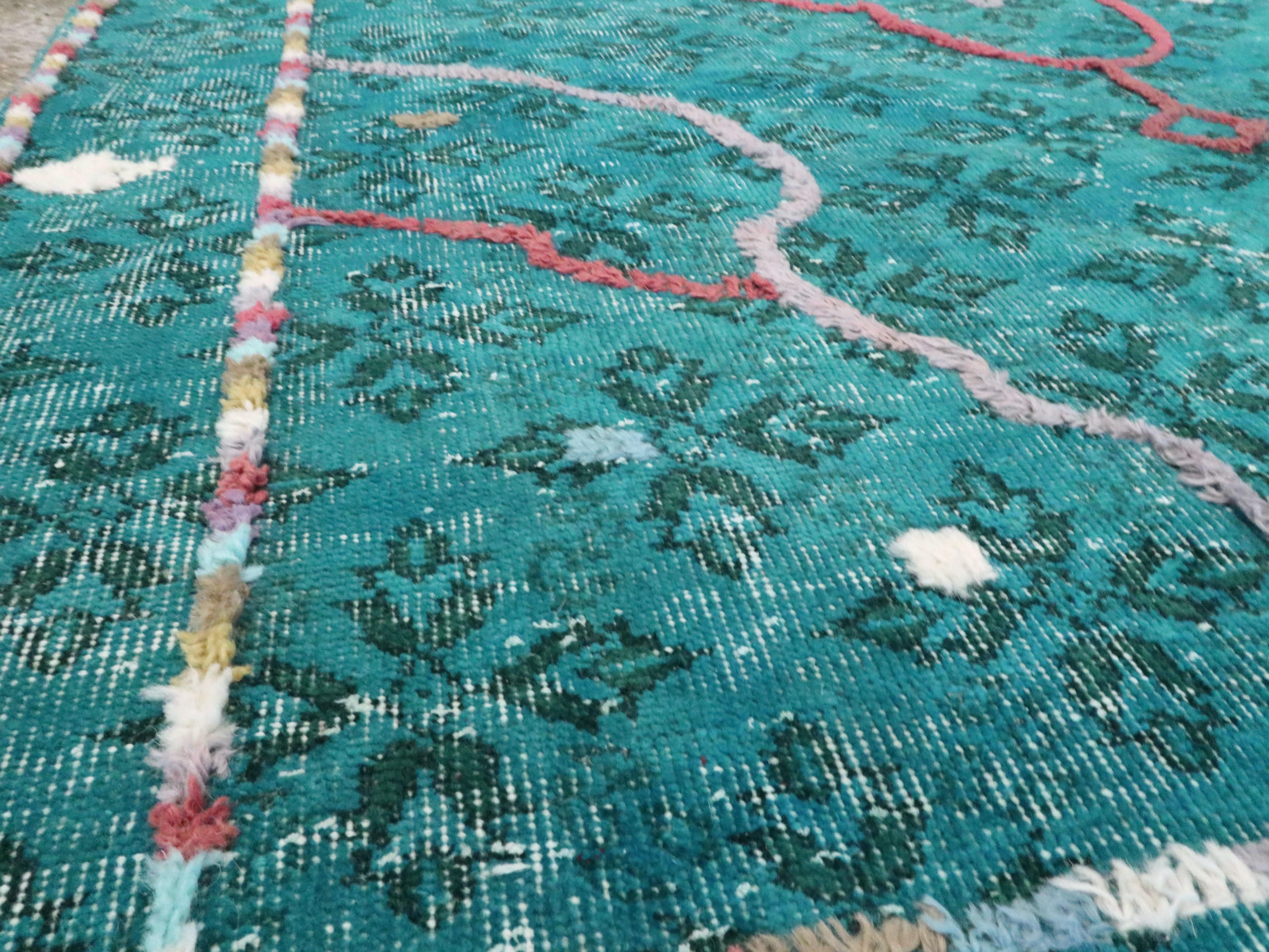 Contemporary Handmade Turkish Folk Rug With A Distressed Appeal In Turquoise  In Good Condition For Sale In New York, NY