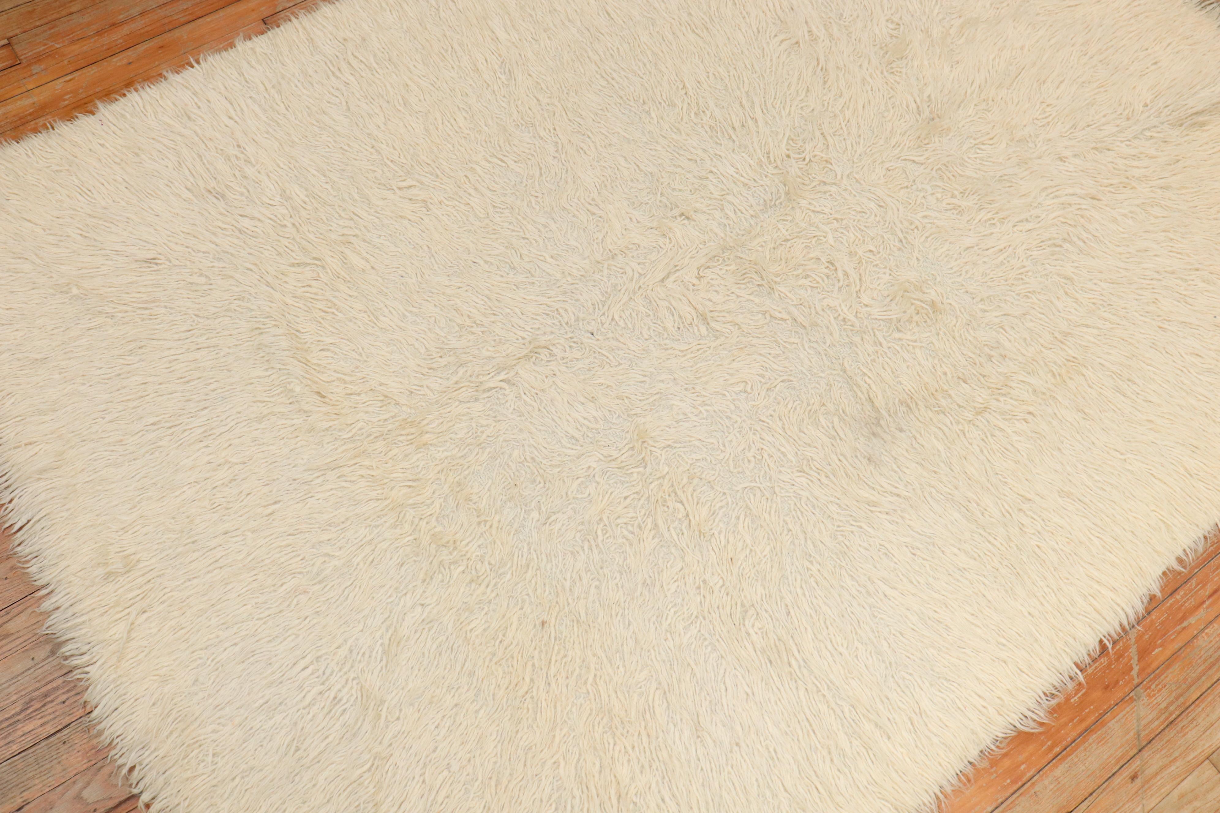 Modern Turkish Furry Mohair Rug In Excellent Condition For Sale In New York, NY