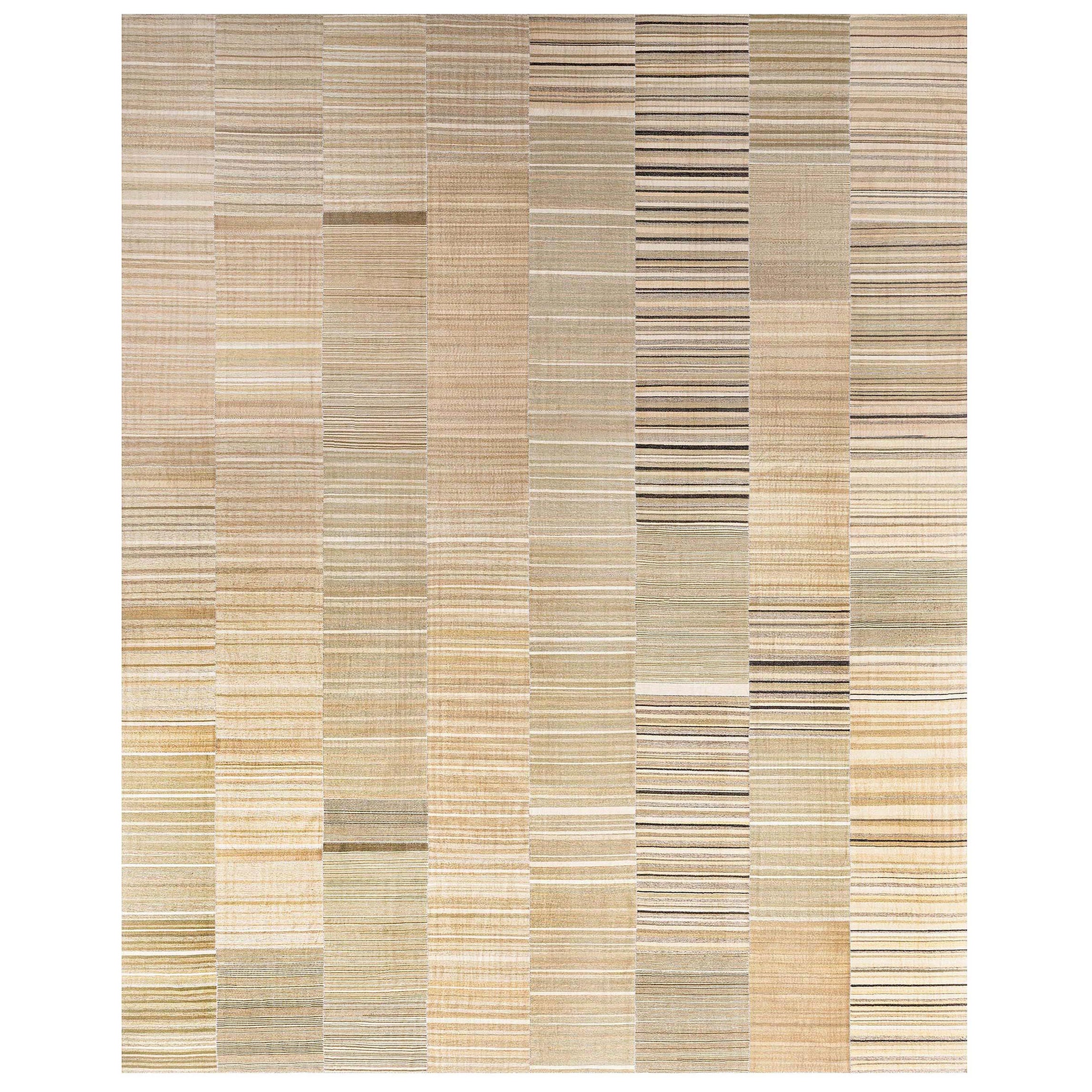 Moderner türkischer Kilim-Teppich von Doris Leslie Blau im Angebot