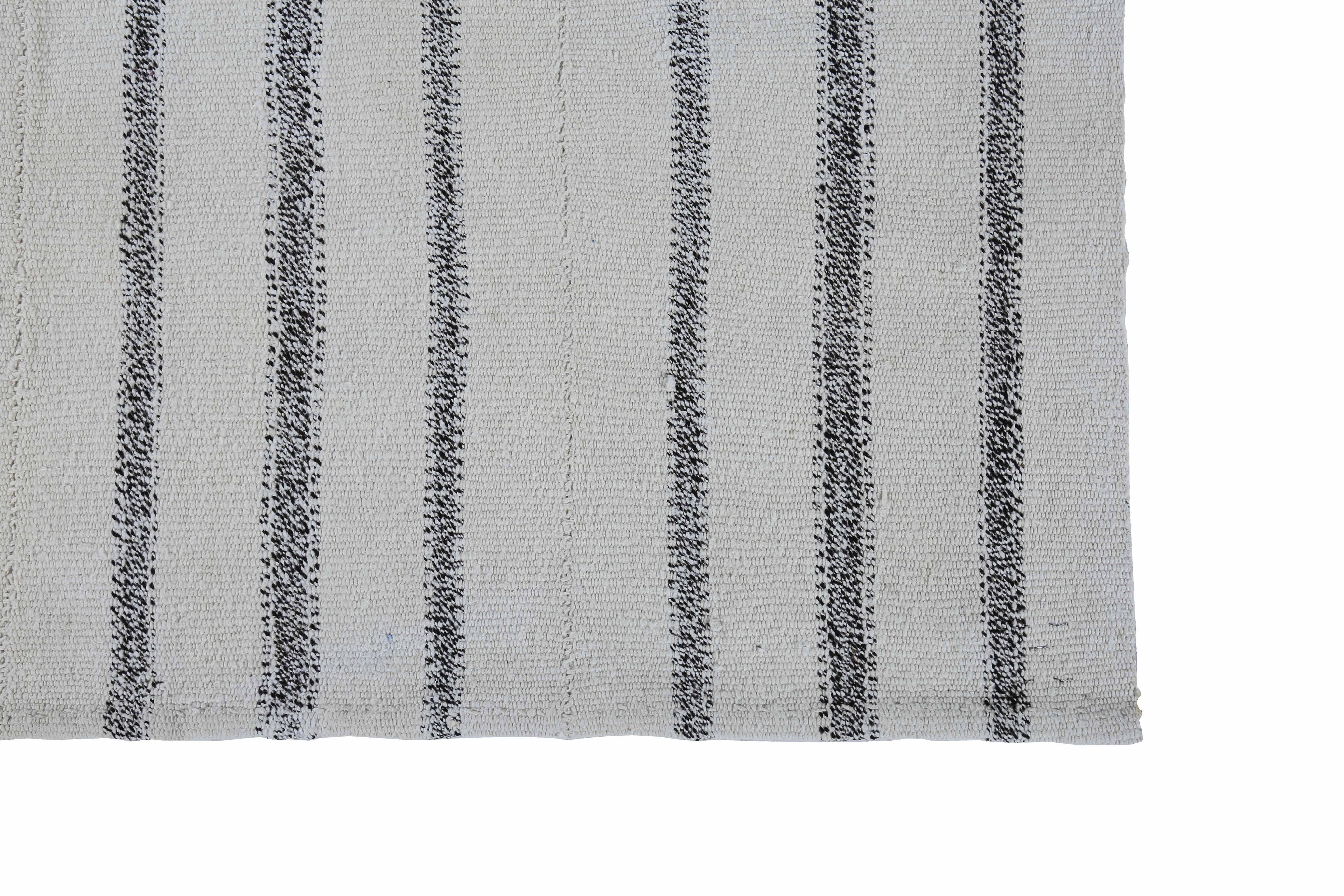 Modern Turkish Kilim Runner Rug with Black Pencil Stripes on White Field In New Condition For Sale In Dallas, TX