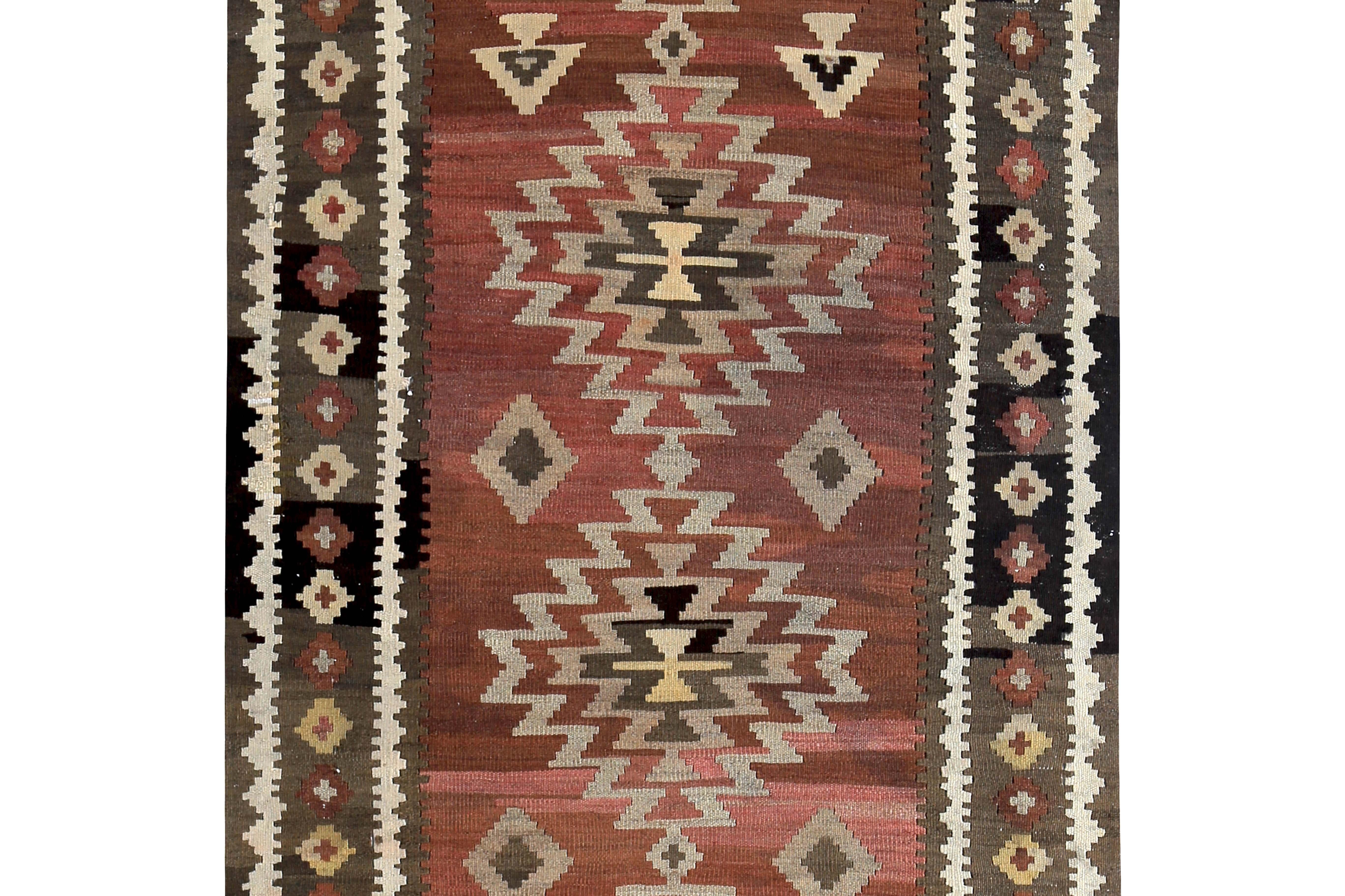 Modern Turkish Kilim Runner Rug with White, Brown and Beige Tribal Pattern In New Condition In Dallas, TX