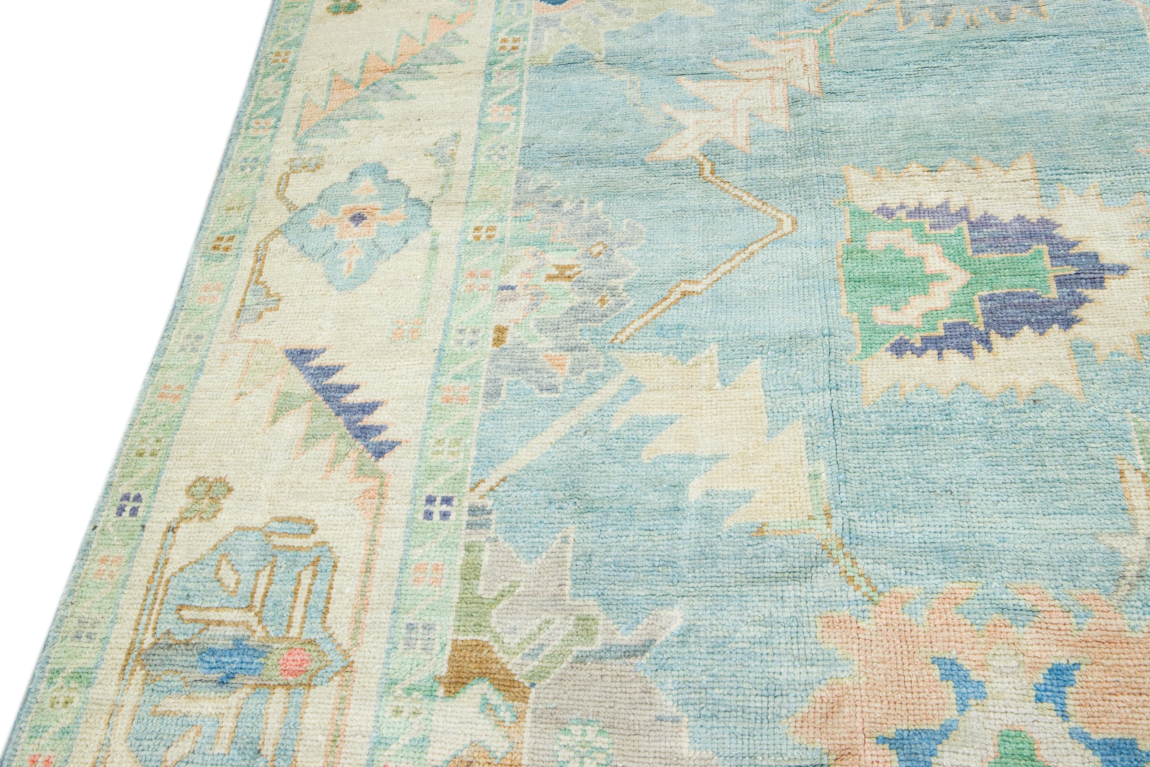 Modern Turkish Oushak Blue Handmade Floral Oversize Wool Rug In New Condition For Sale In Norwalk, CT