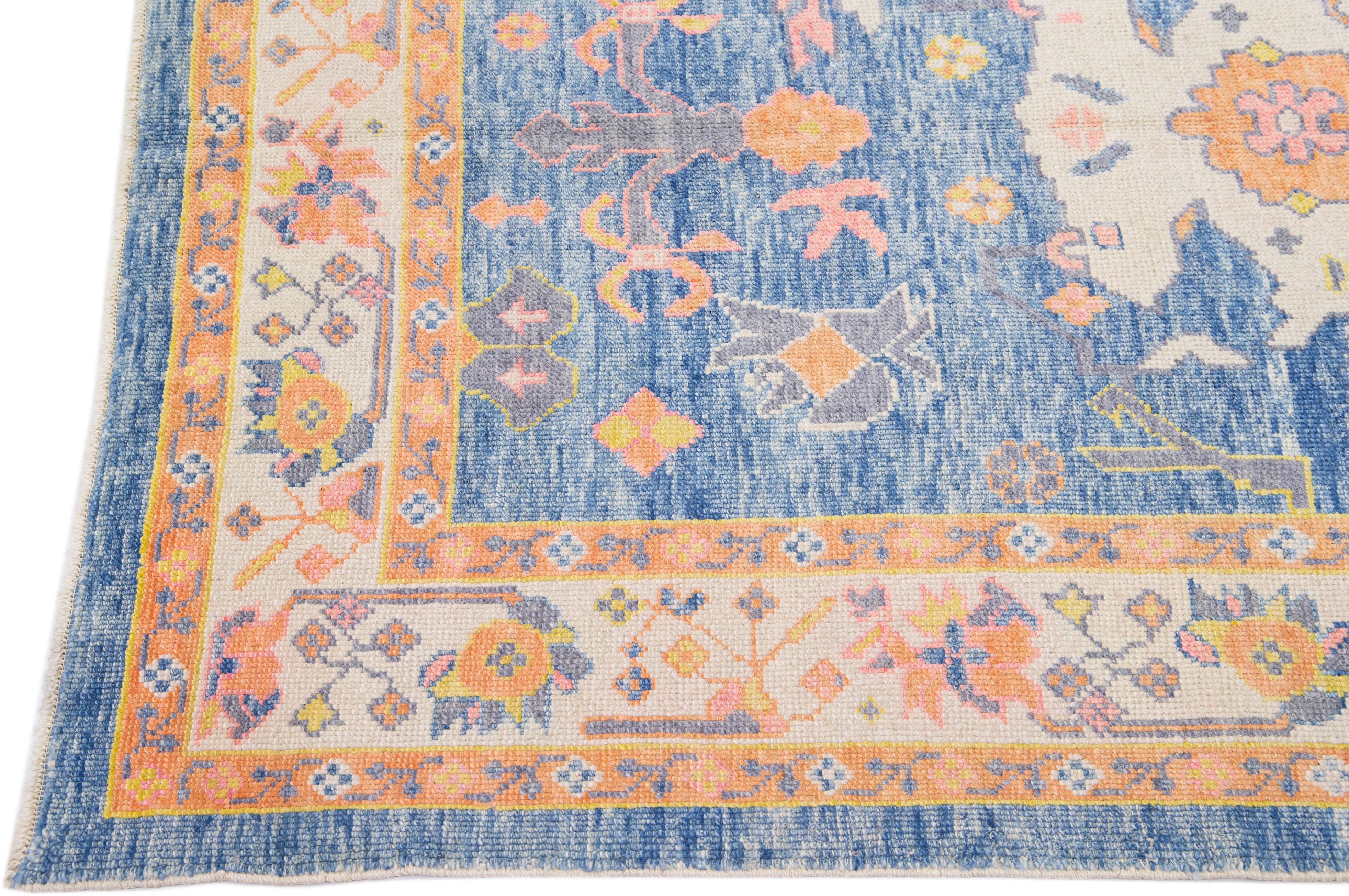 Alfombra Turca Moderna Oushak Azul y Naranja de Lana Diseñada a Mano Anudado a mano en venta