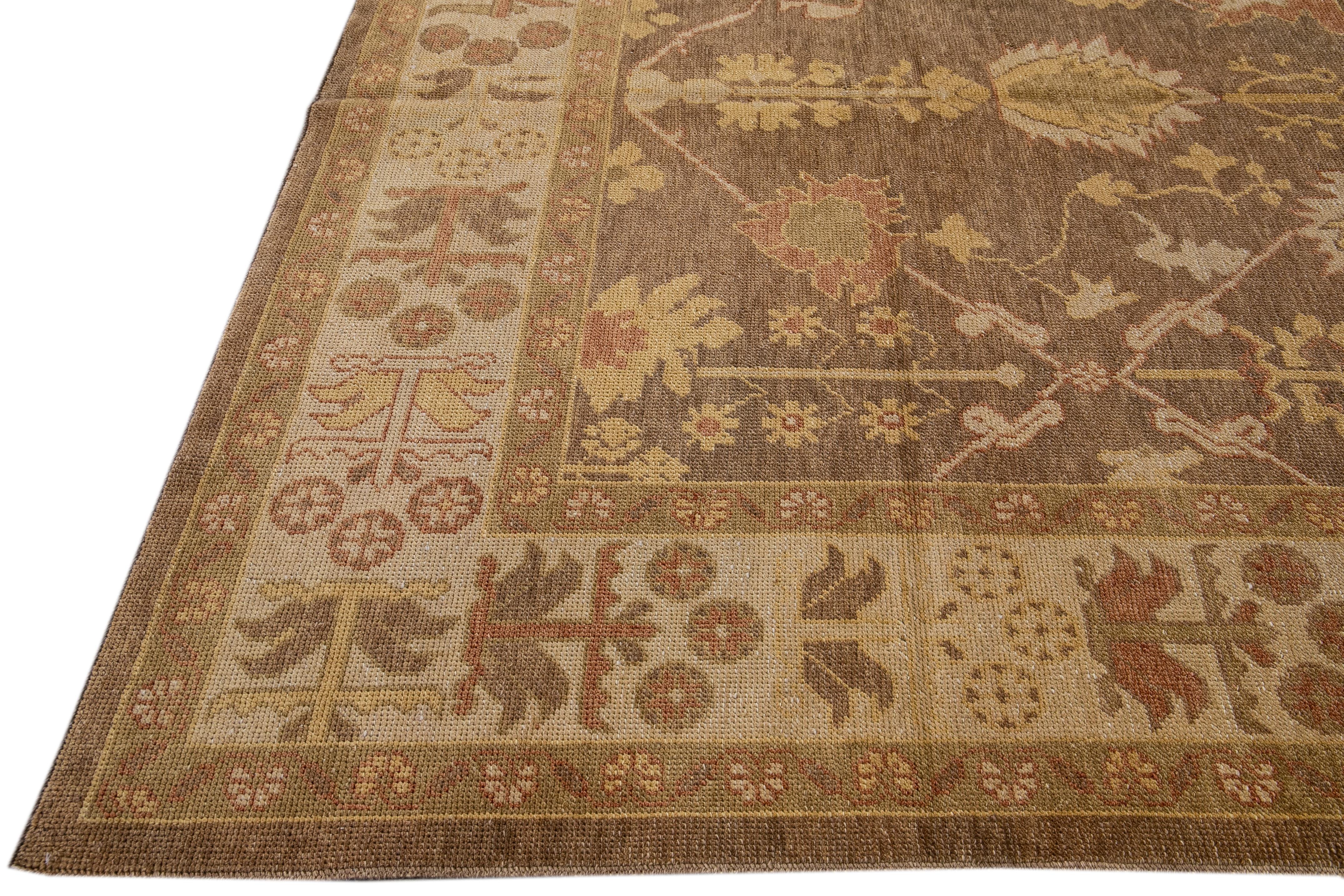 Modern Turkish Oushak Handmade Floral Motif Brown Gallery Wool Rug In New Condition For Sale In Norwalk, CT