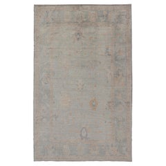 Grand tapis turc moderne Oushak en vert écume de mer, bleu clair et multicolore