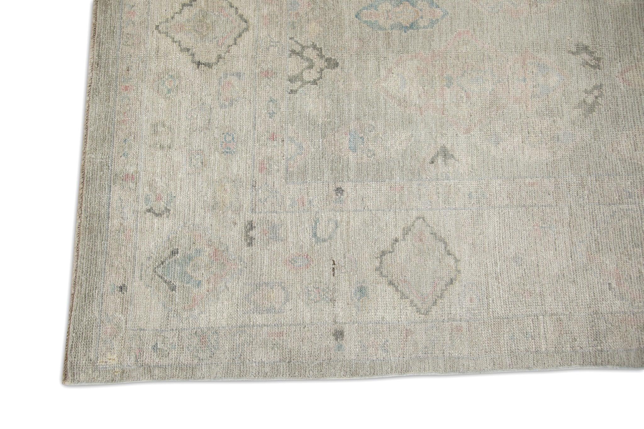 Handgewebter türkischer Oushak-Teppich aus Wolle in Braun & Rosa mit Blumenmuster 7'4