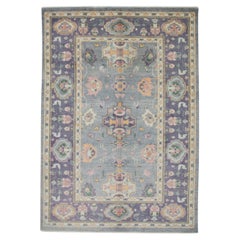 Handgewebter türkischer Oushak-Teppich aus Wolle in Violett und Rosa mit Blumenmuster 6'4" x 9'2"