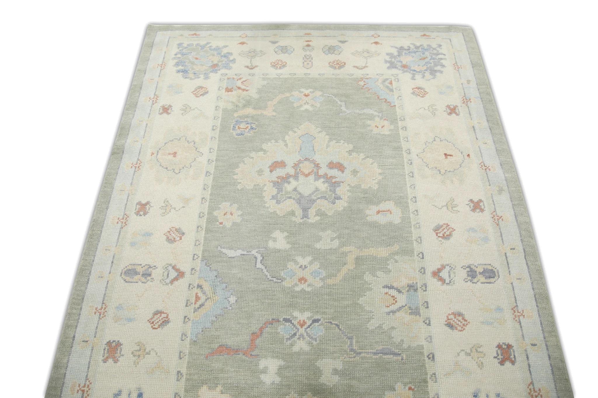 Alfombra Turca Oushak Verde Multicolor Diseño Floral Tejida a Mano 4'9