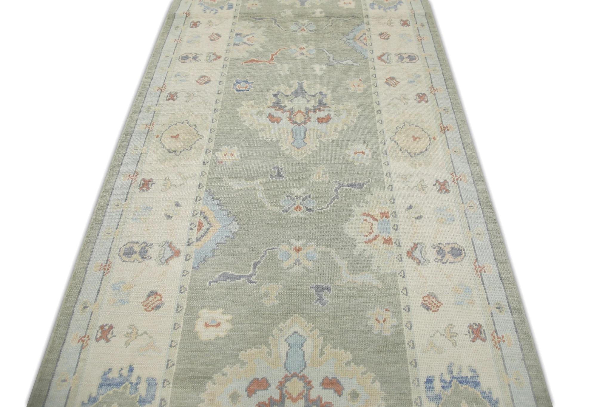 Alfombra Turca Oushak Verde Multicolor Diseño Floral Tejida a Mano 4'9