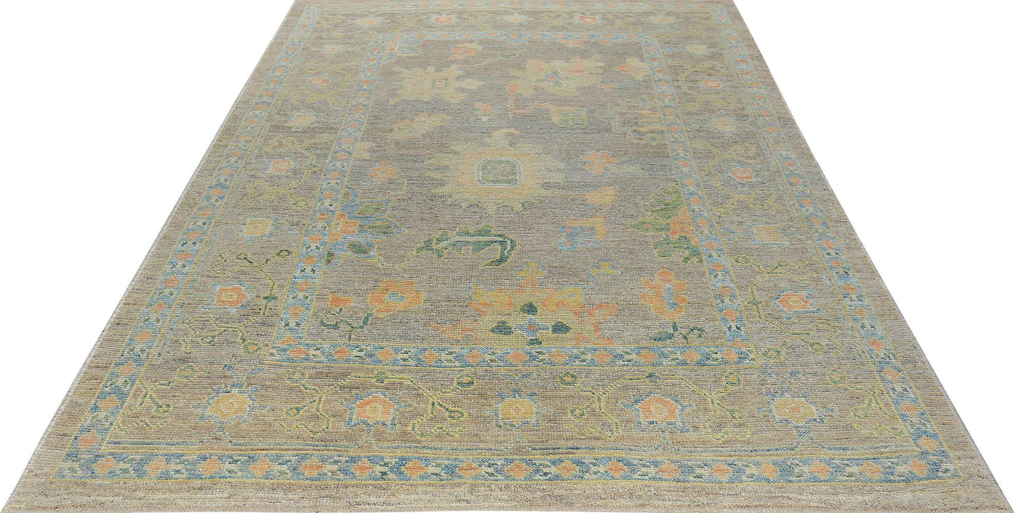 Nazmiyal Collection Modern Turkish Oushak. 6 ft. 2 in x 9 ft. 8 in In New Condition In New York, NY