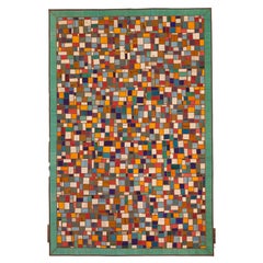 Moderner türkischer Patch-Kelim-Teppich mit farbigem Quadratischem Muster