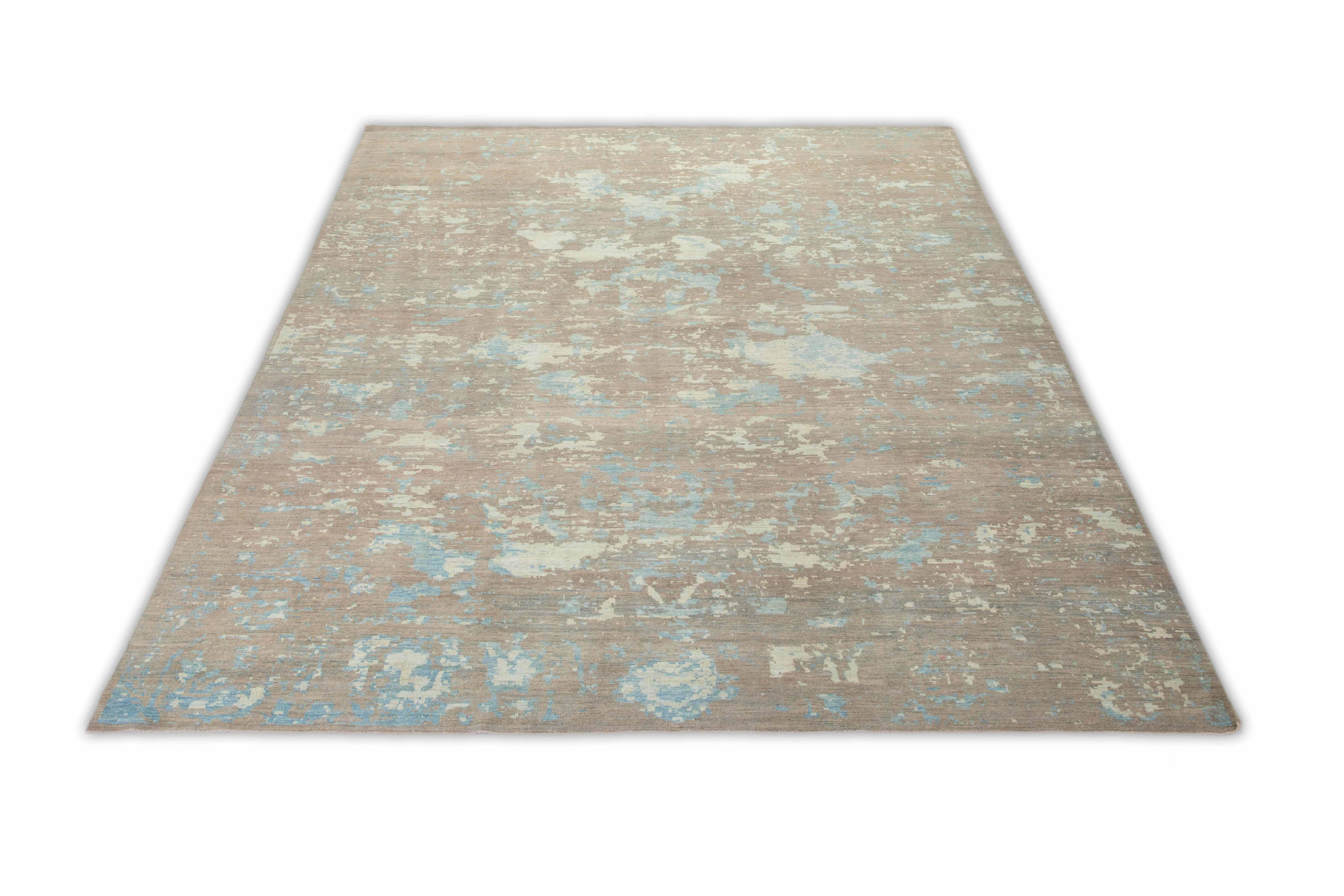 Hand-Woven  Modern Turkish Sultanabad Rug with Blue and Ivory Floral Details over Beige Fie For Sale