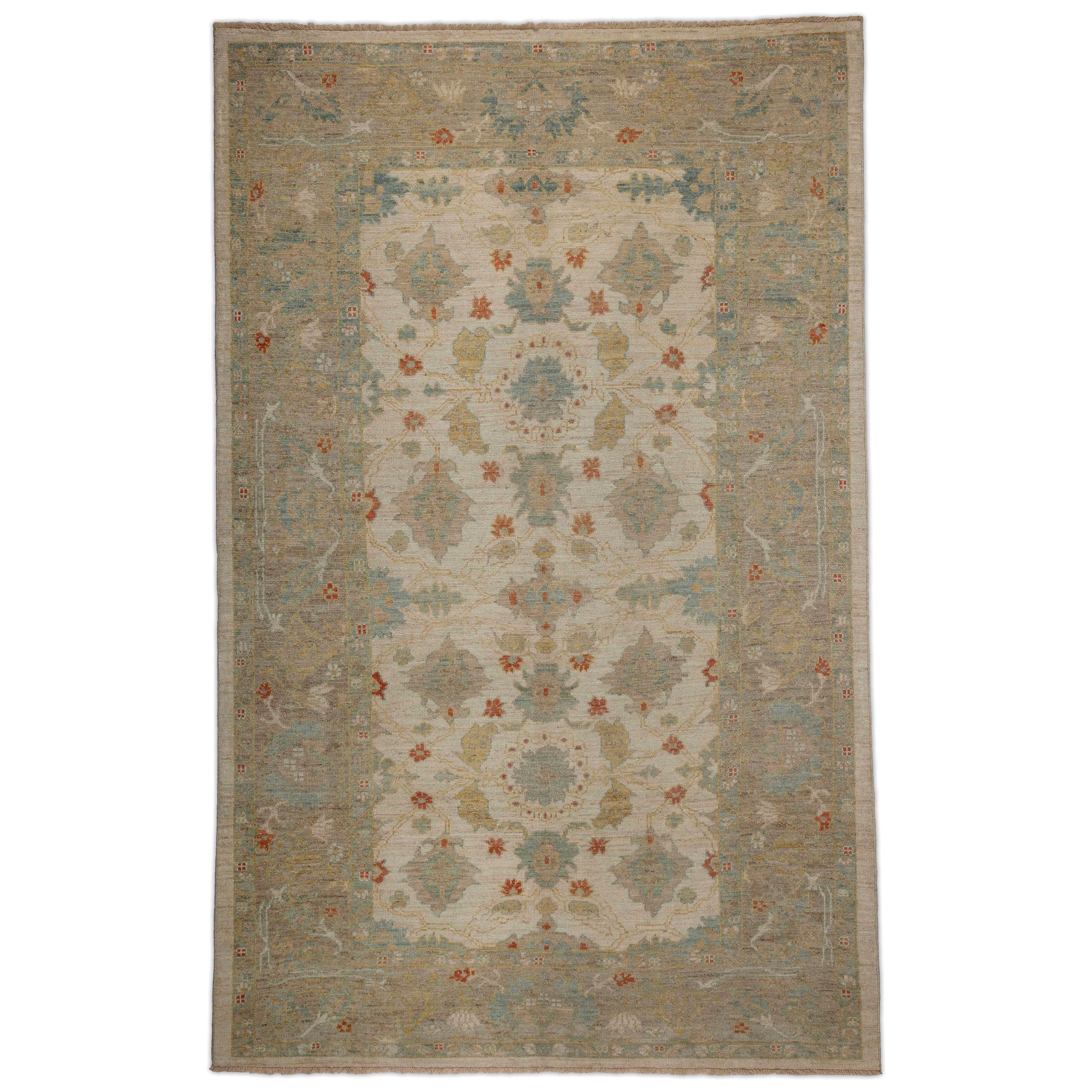 Modern Turkish Sultanabad Rug with Floating Leaf and Flowers Center Field Detail For Sale
