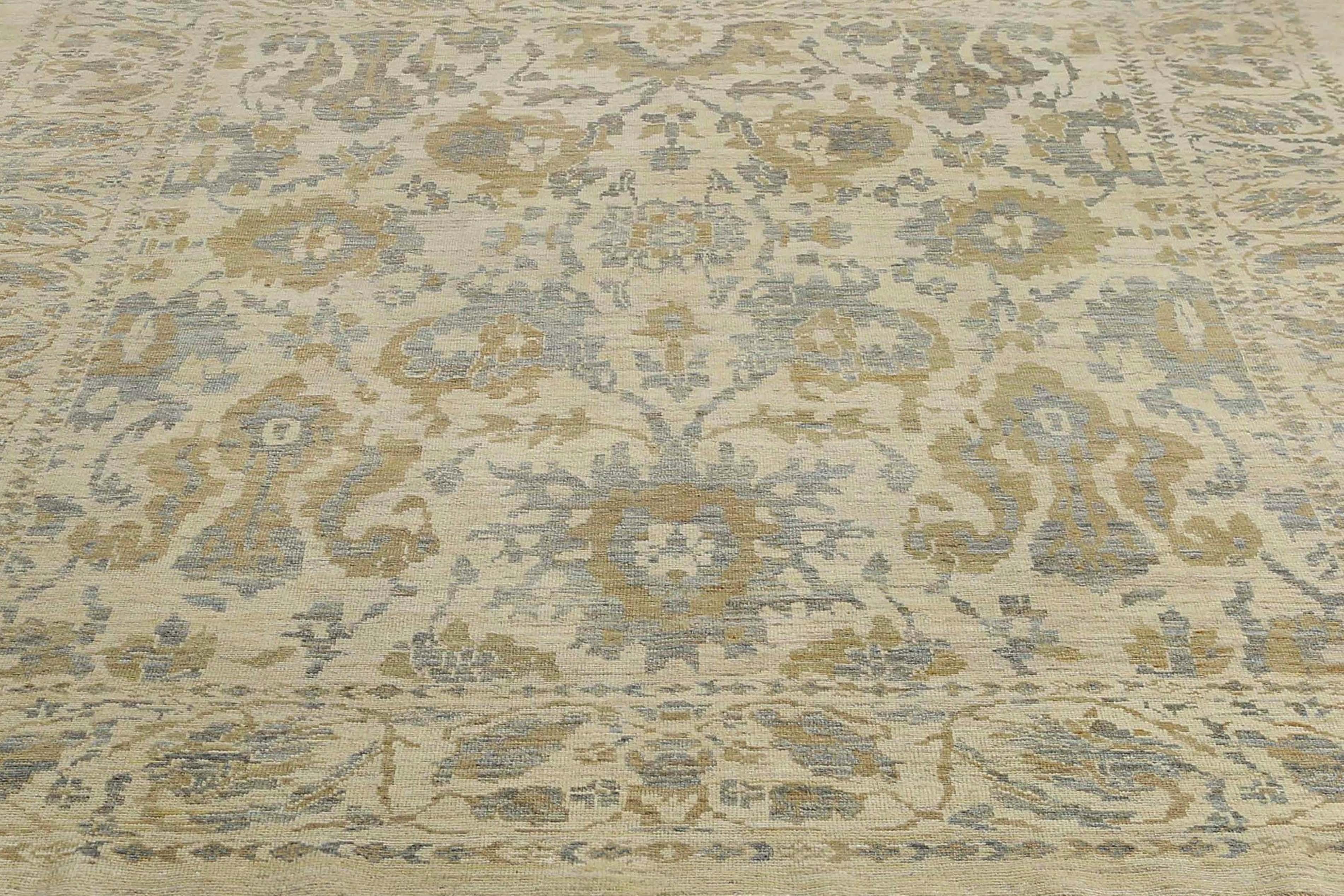 Modern Turkish Sultanabad Rug with Green/Blue Color Tones For Sale 4