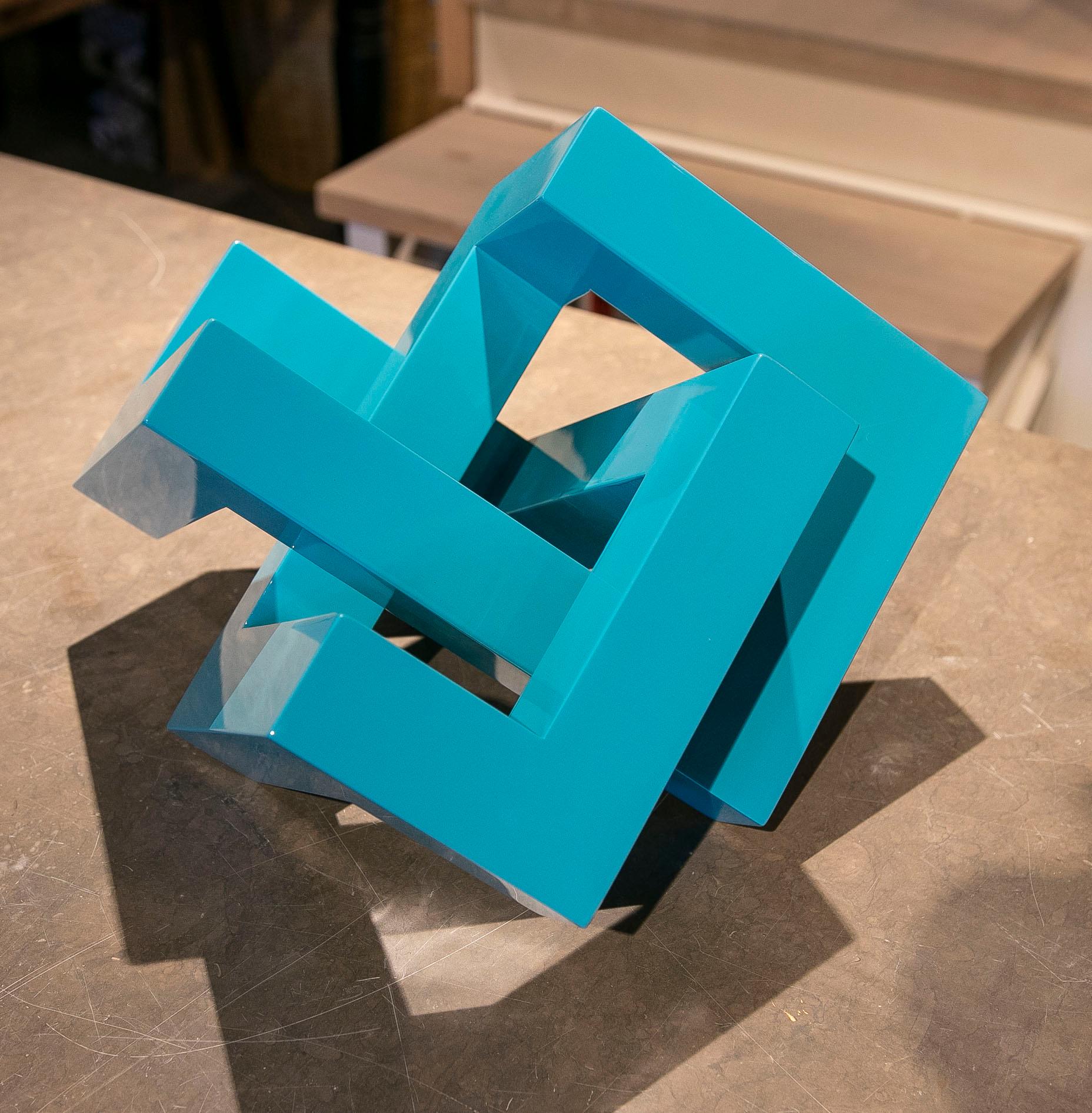 Modern Turquoise Blue Lacquered Wood Sculpture with Intertwined Straight Forms For Sale 6