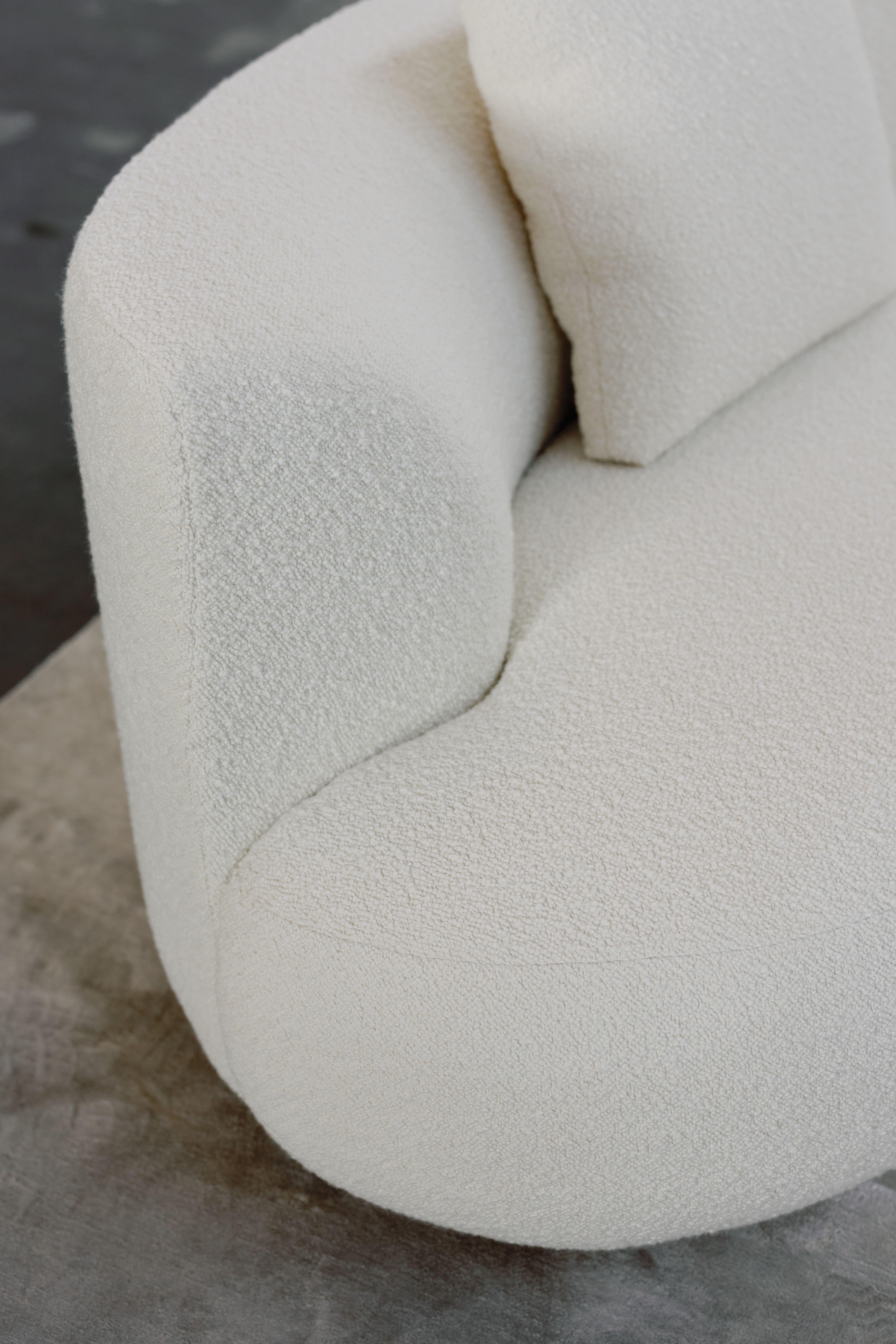 The Moderns Twins Curved Sofa, Italian Bouclé, Handmade in Portugal by Greenapple en vente 1