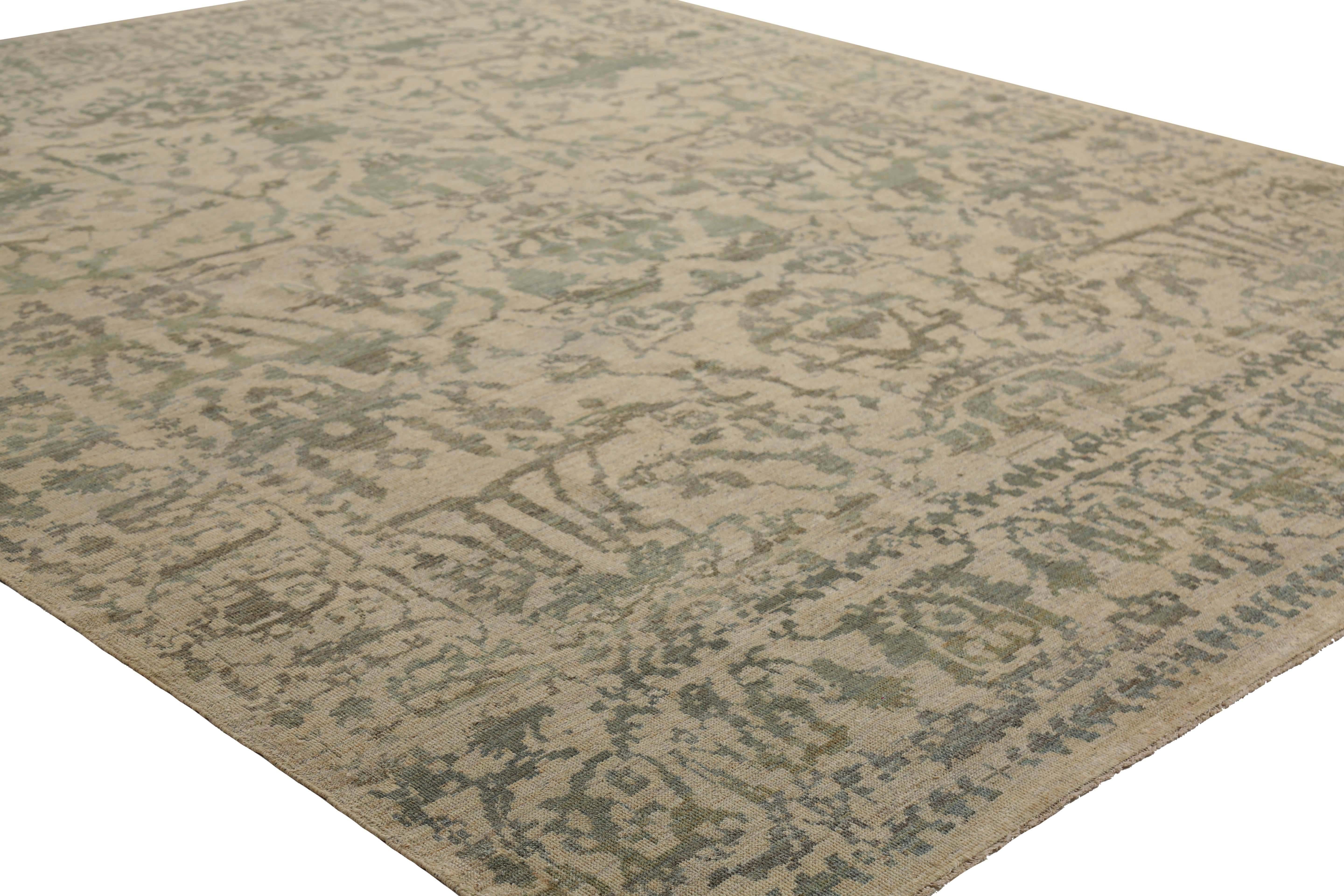 Modern Twist on Classical Turkish Sultanabad Rug For Sale 1