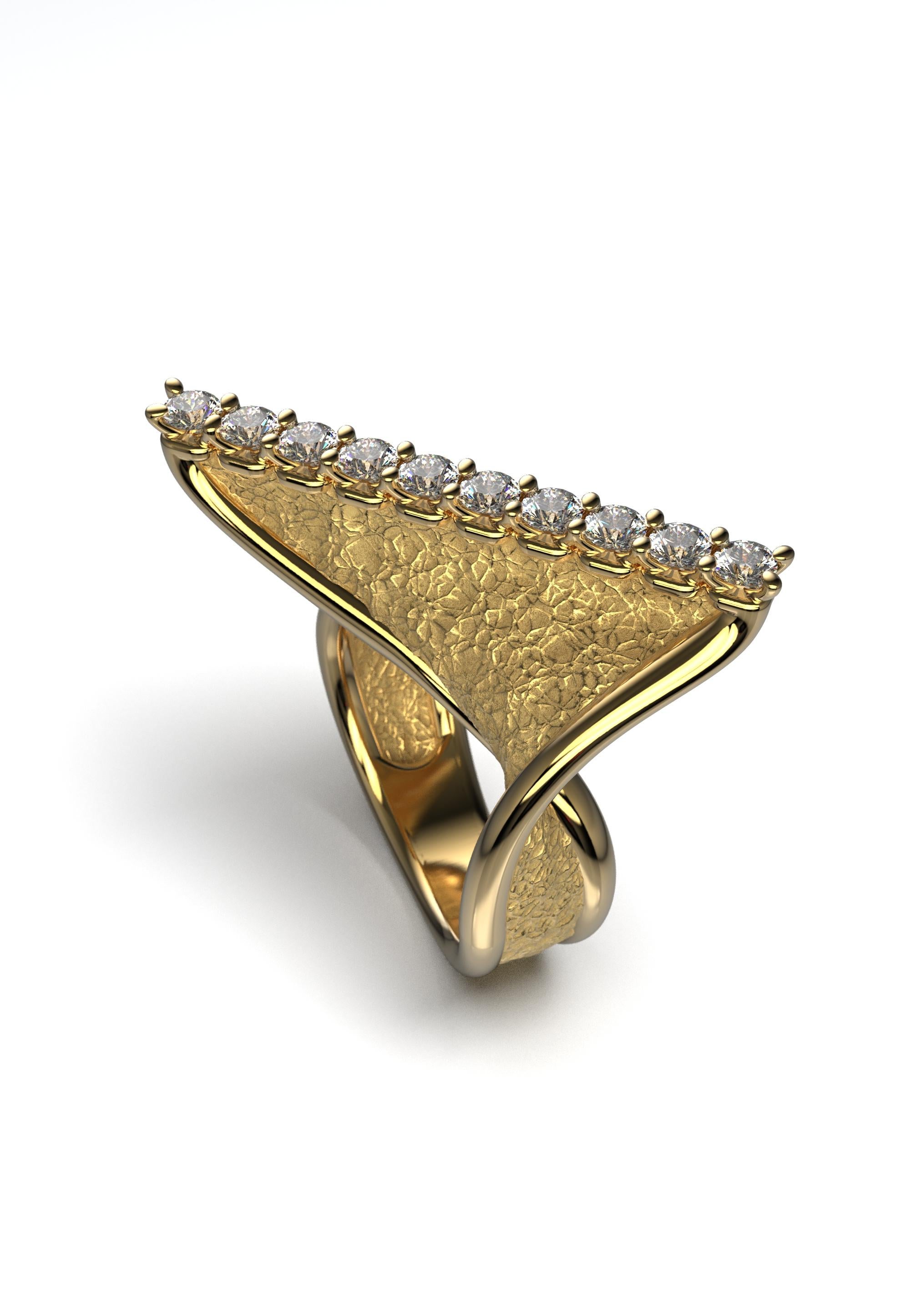 For Sale:  Modern Twisted 18k Gold Ring with Natural Diamonds by Oltremare Gioielli Italy 6
