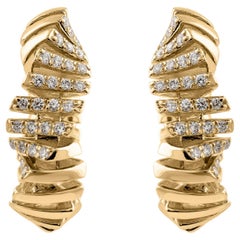 Orecchini a cerchio moderni con diamante ritorto in oro giallo 18k Gioielli di pregio