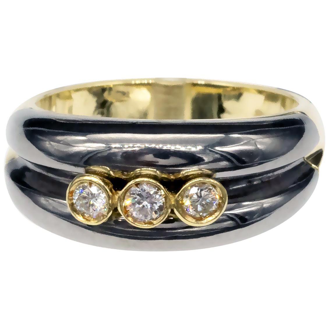 White and Black 18-Karat Gold and Diamond Three-stone Ring For Sale