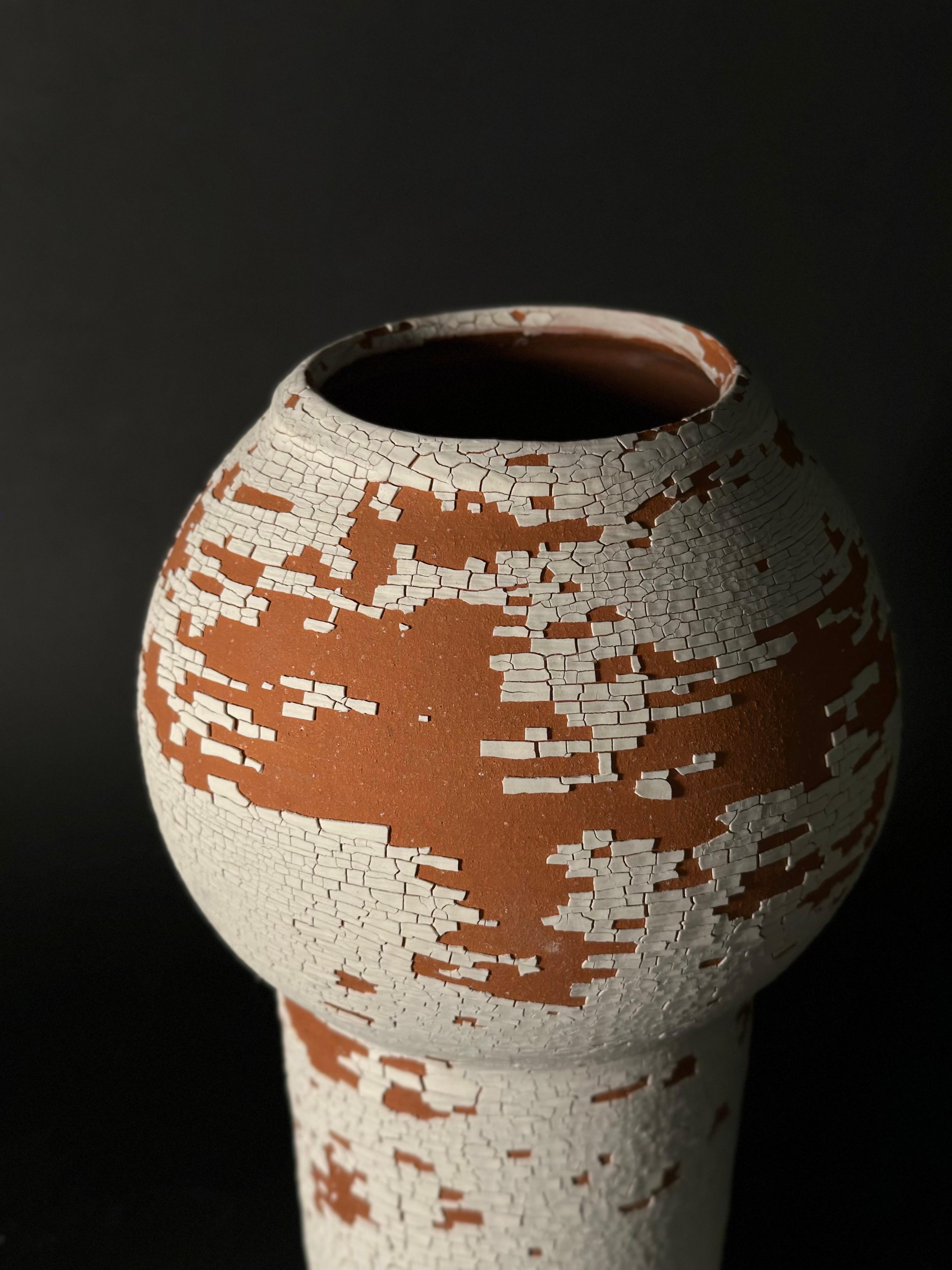 Vaso moderno a imitazione di mattone con texture unica in vendita 2