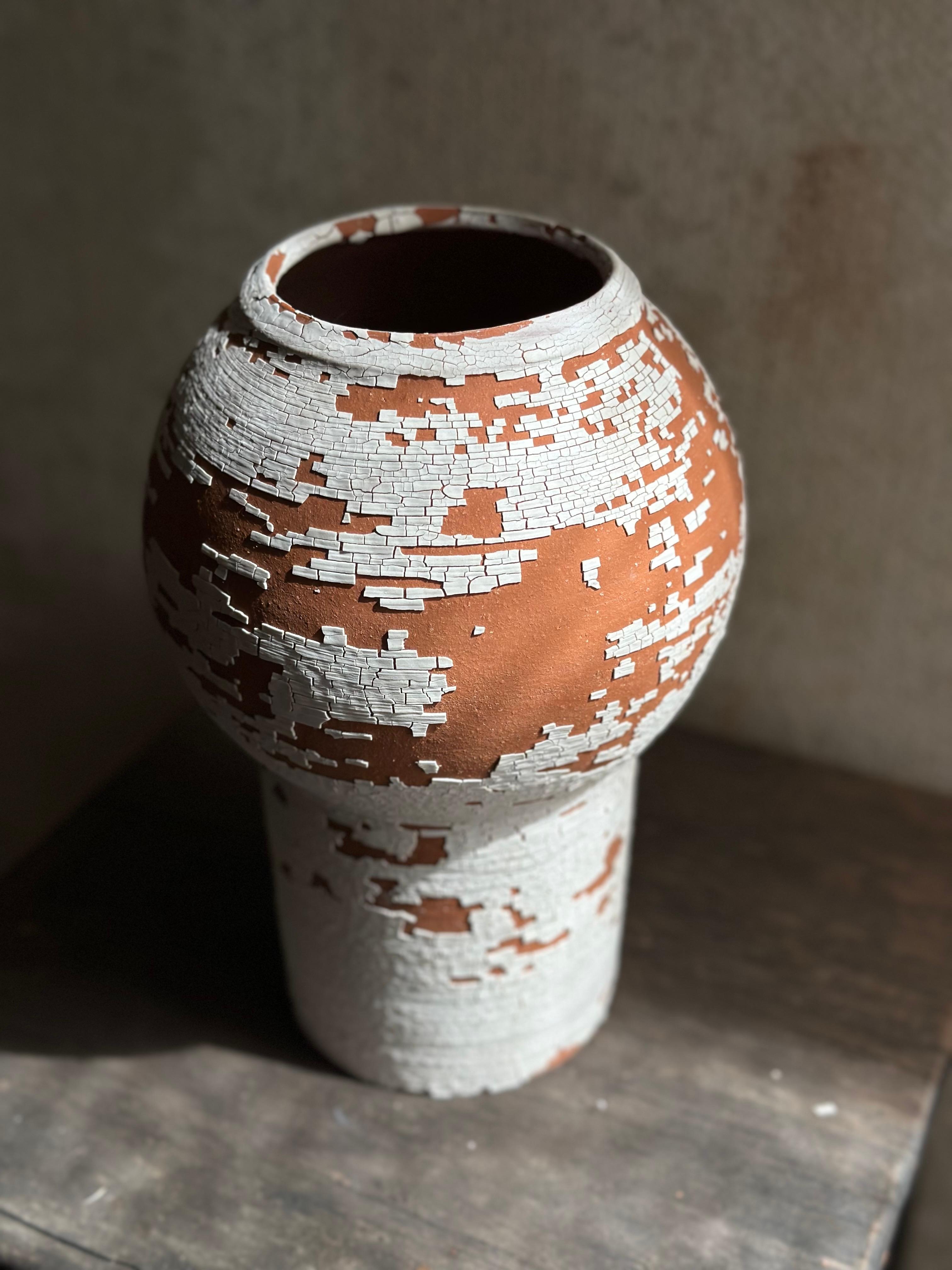 Fatto a mano Vaso moderno a imitazione di mattone con texture unica in vendita