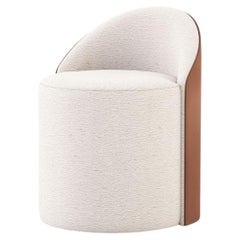 Moderner Elis-Hocker aus Samt, handgefertigt von Stylish Club