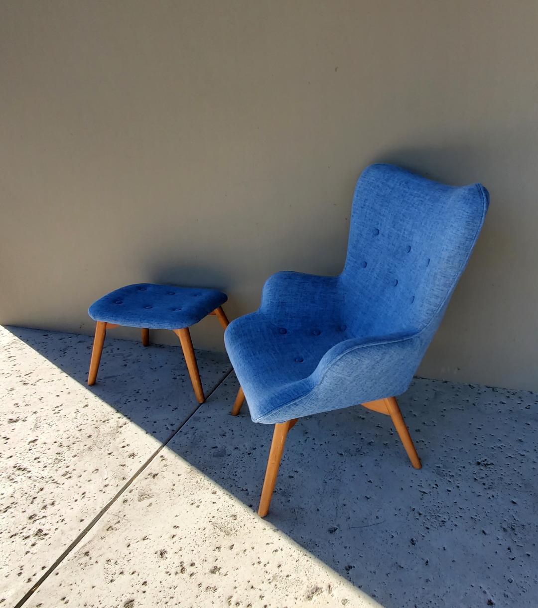 20th Century Modern Upholstered Lounge Chair With Matching Footstool / Ottoman. For Sale