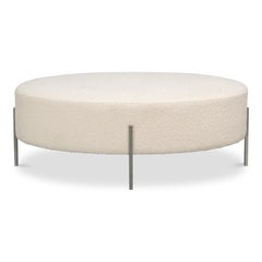 Ottomana imbottita moderna in bouclé bianco sporco