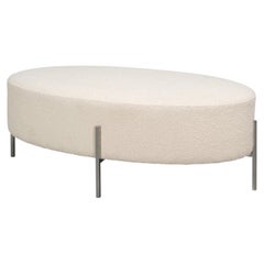 Ottomana imbottita moderna in bouclé bianco sporco