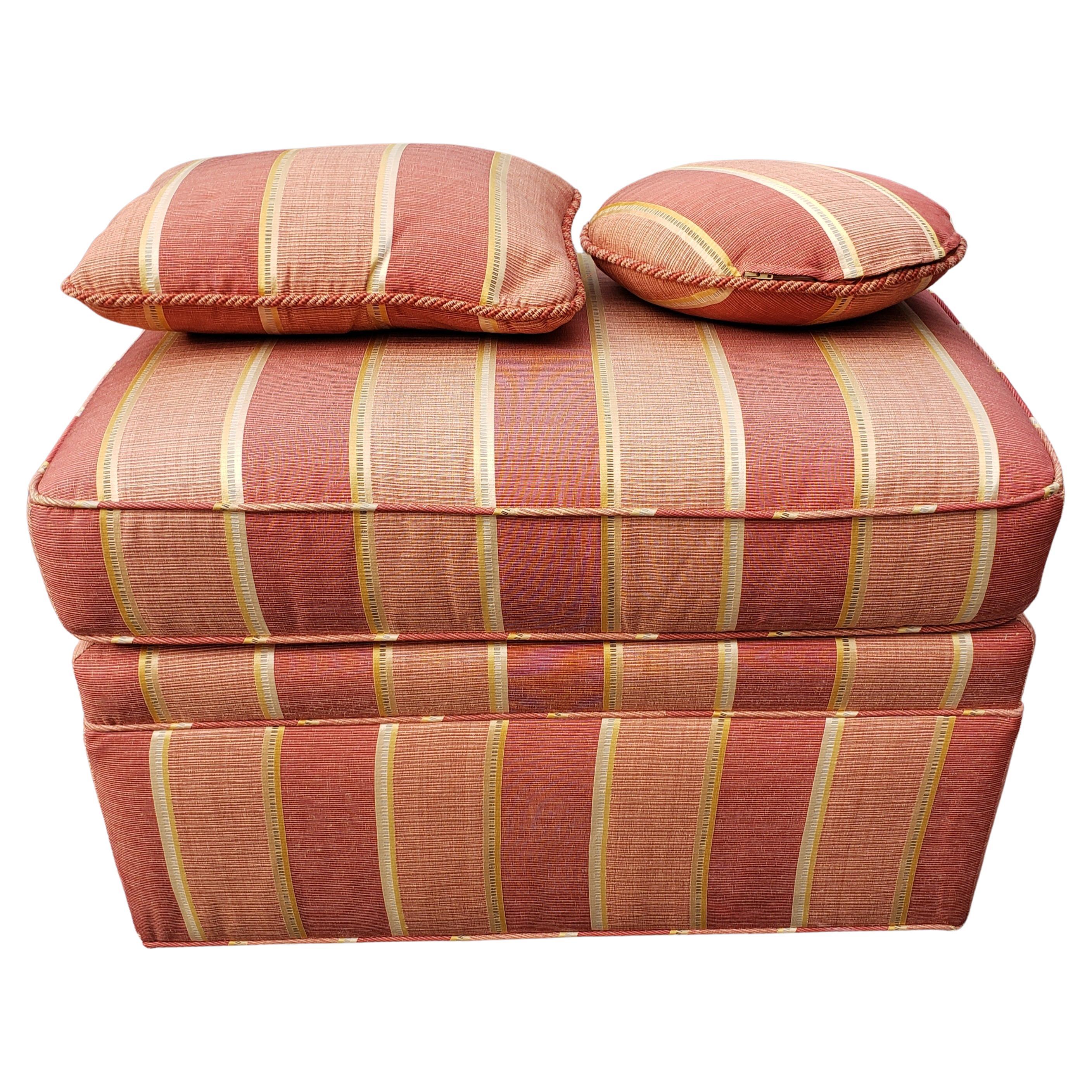 Modern Upholstered Rolling Ottoman with Two Matching Decorative Pillows For Sale