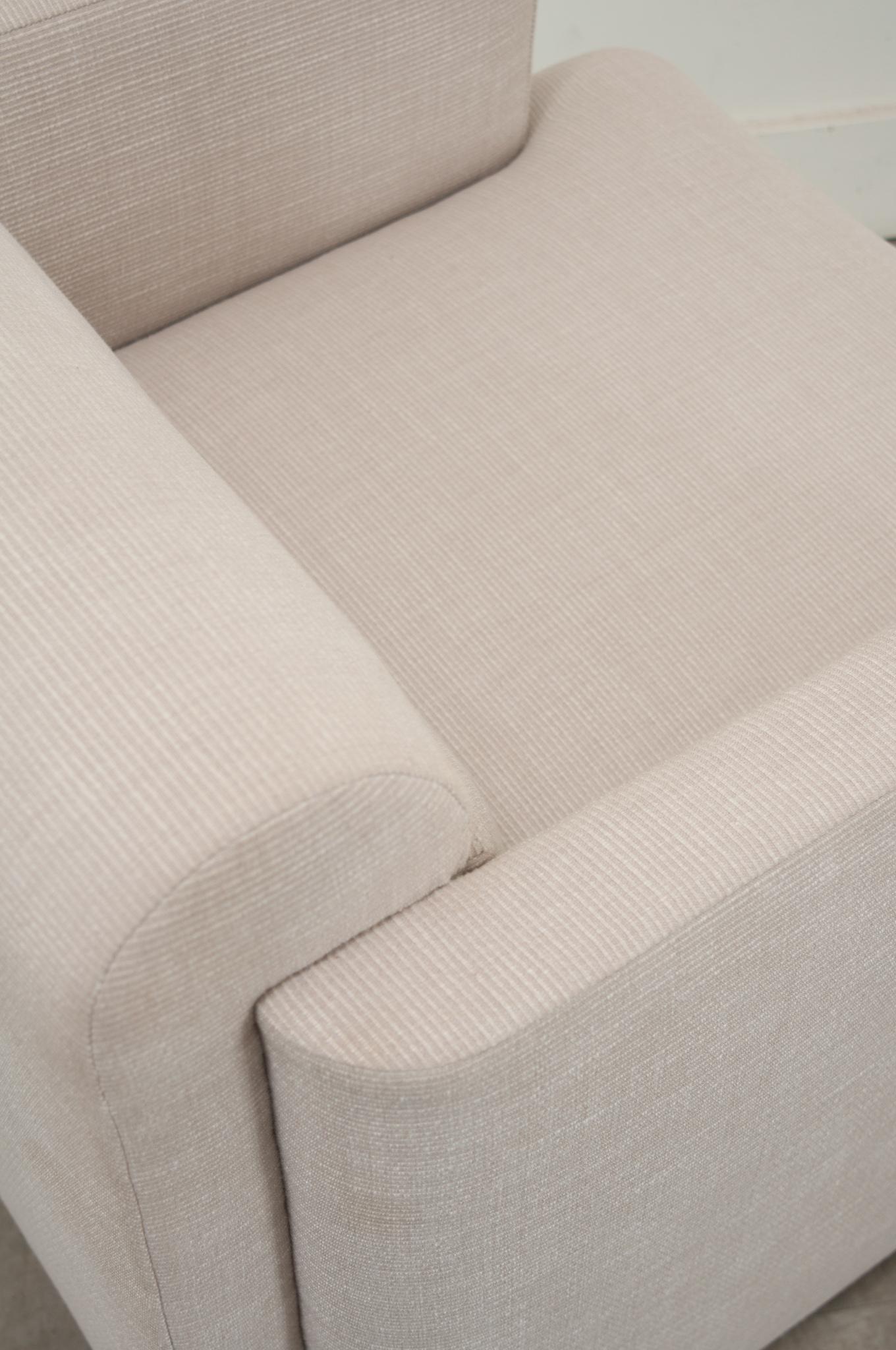 Modern Upholstered Swivel Armchair For Sale 2